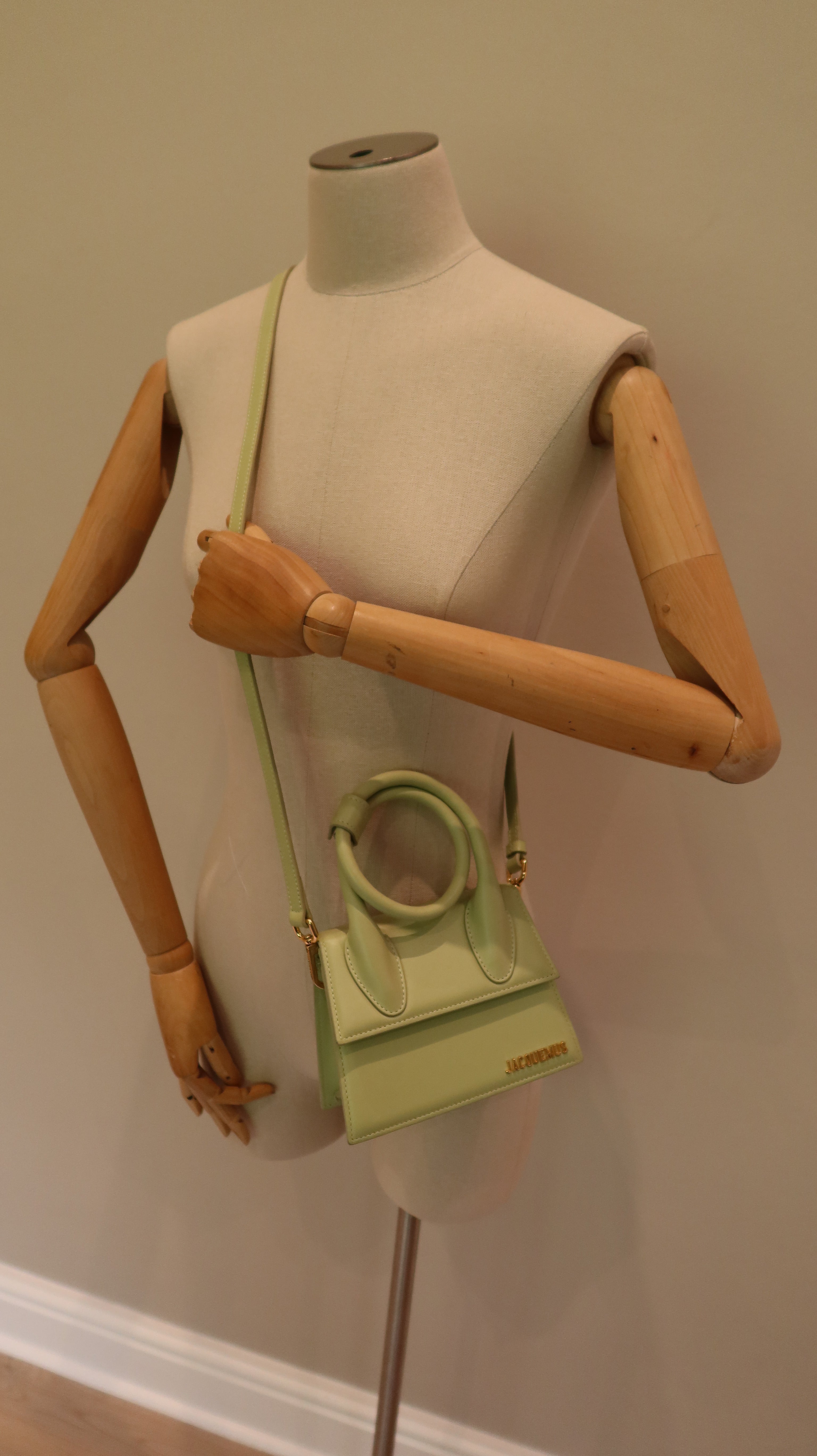 Jacque Mus Le Chiquito Noeud Bag