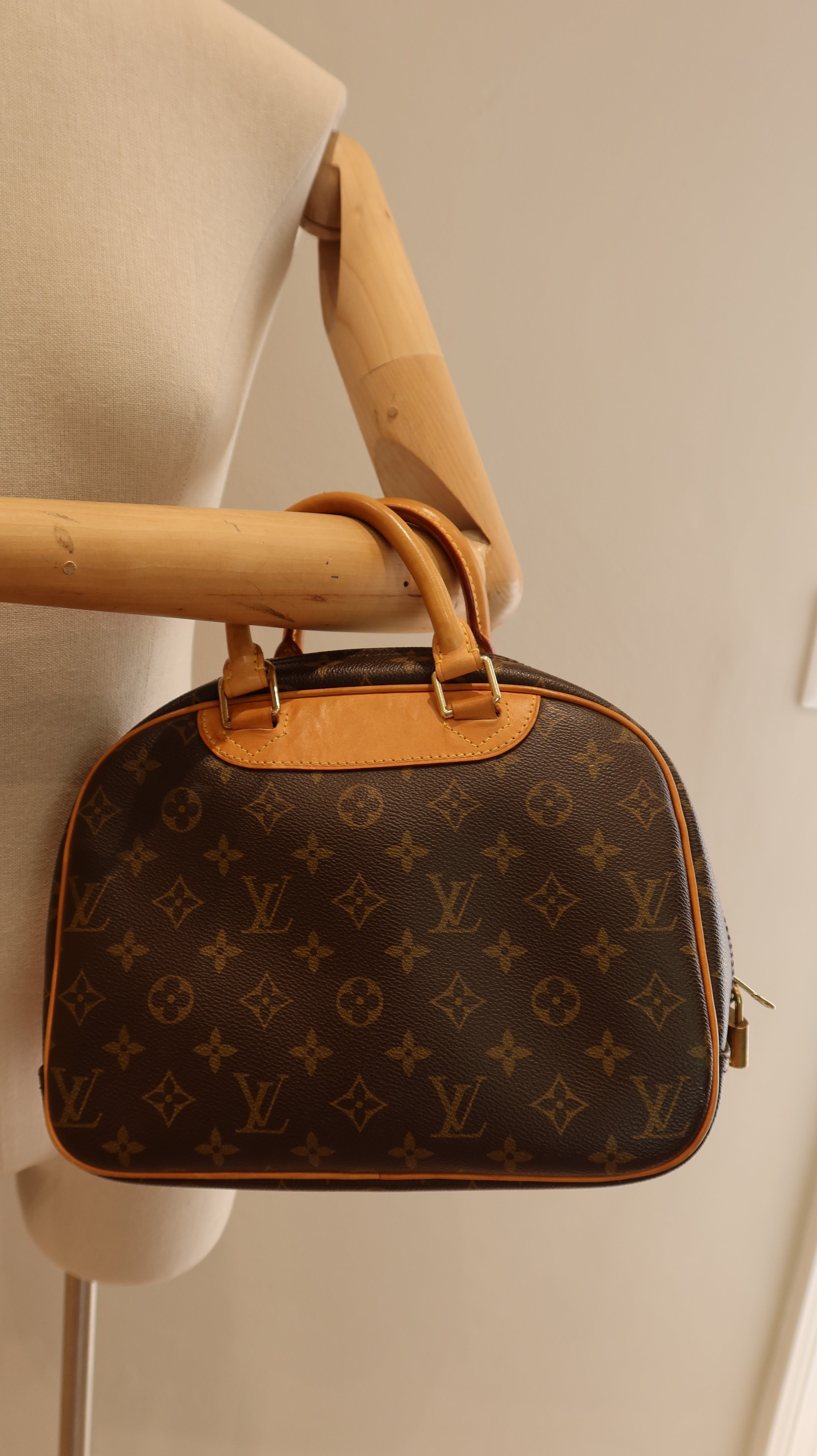 Louis Vuitton Trouville Bag