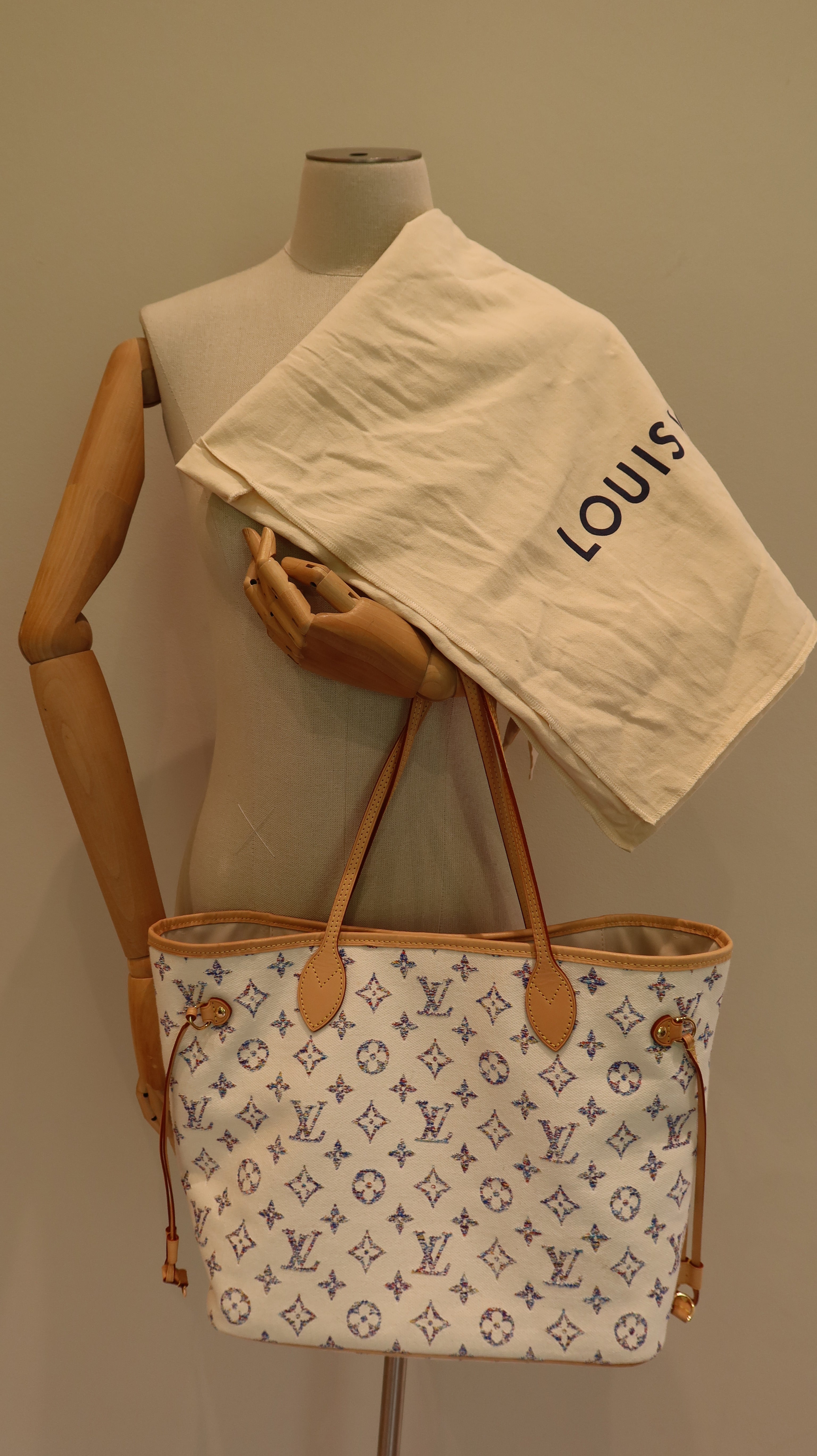 Louis Vuitton Neverfull MM