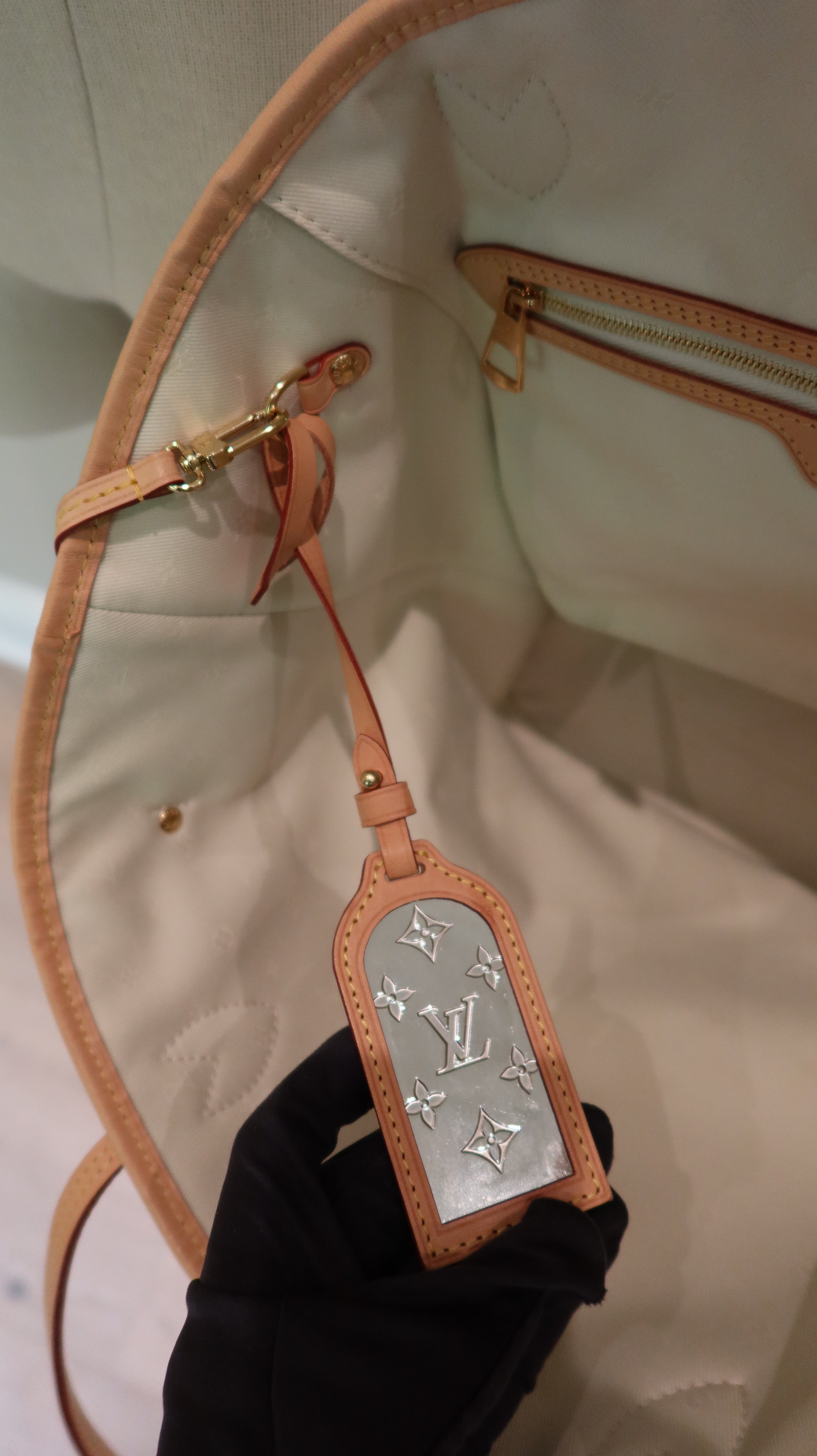Louis Vuitton Neverfull MM