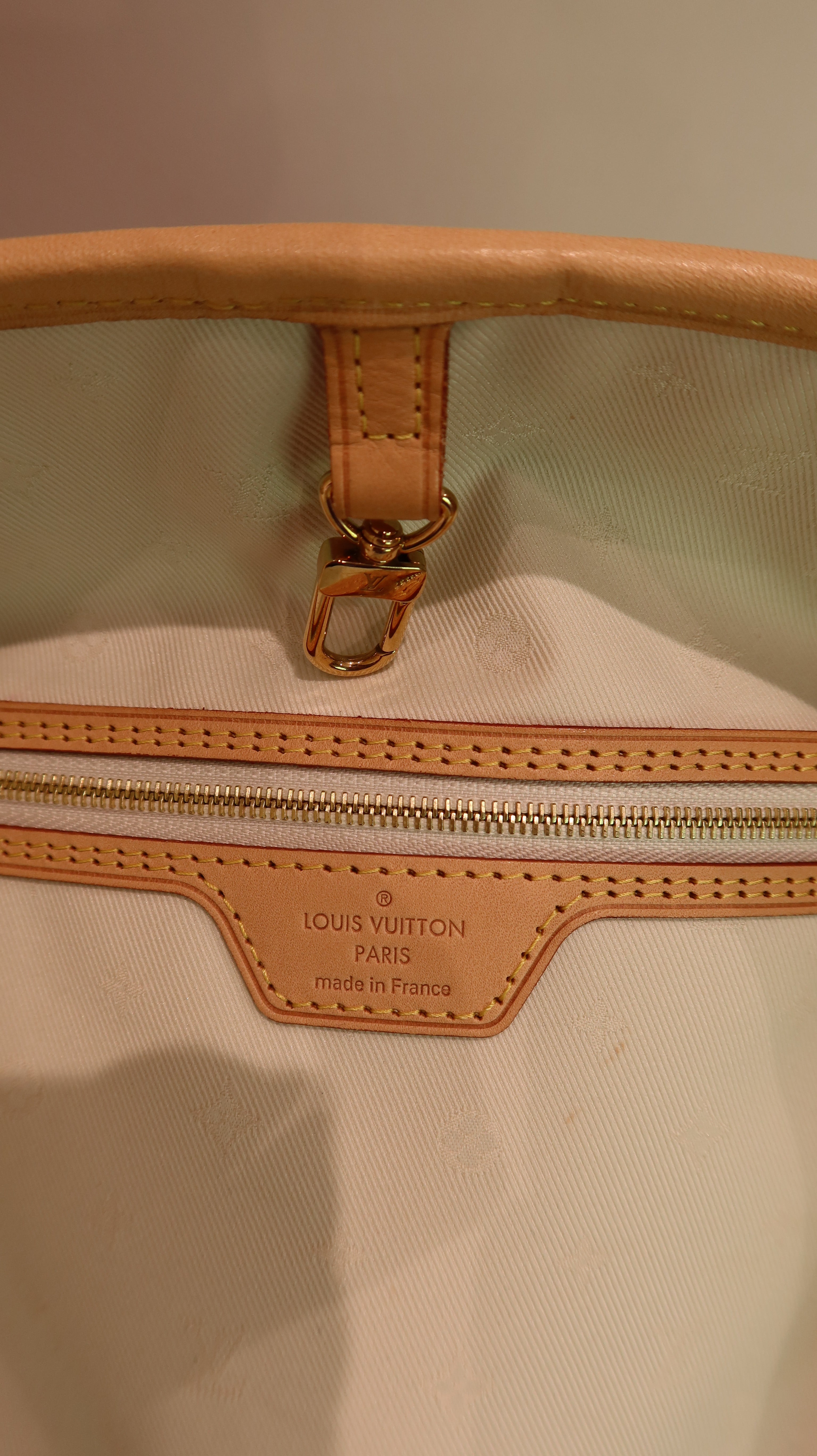 Louis Vuitton Neverfull MM
