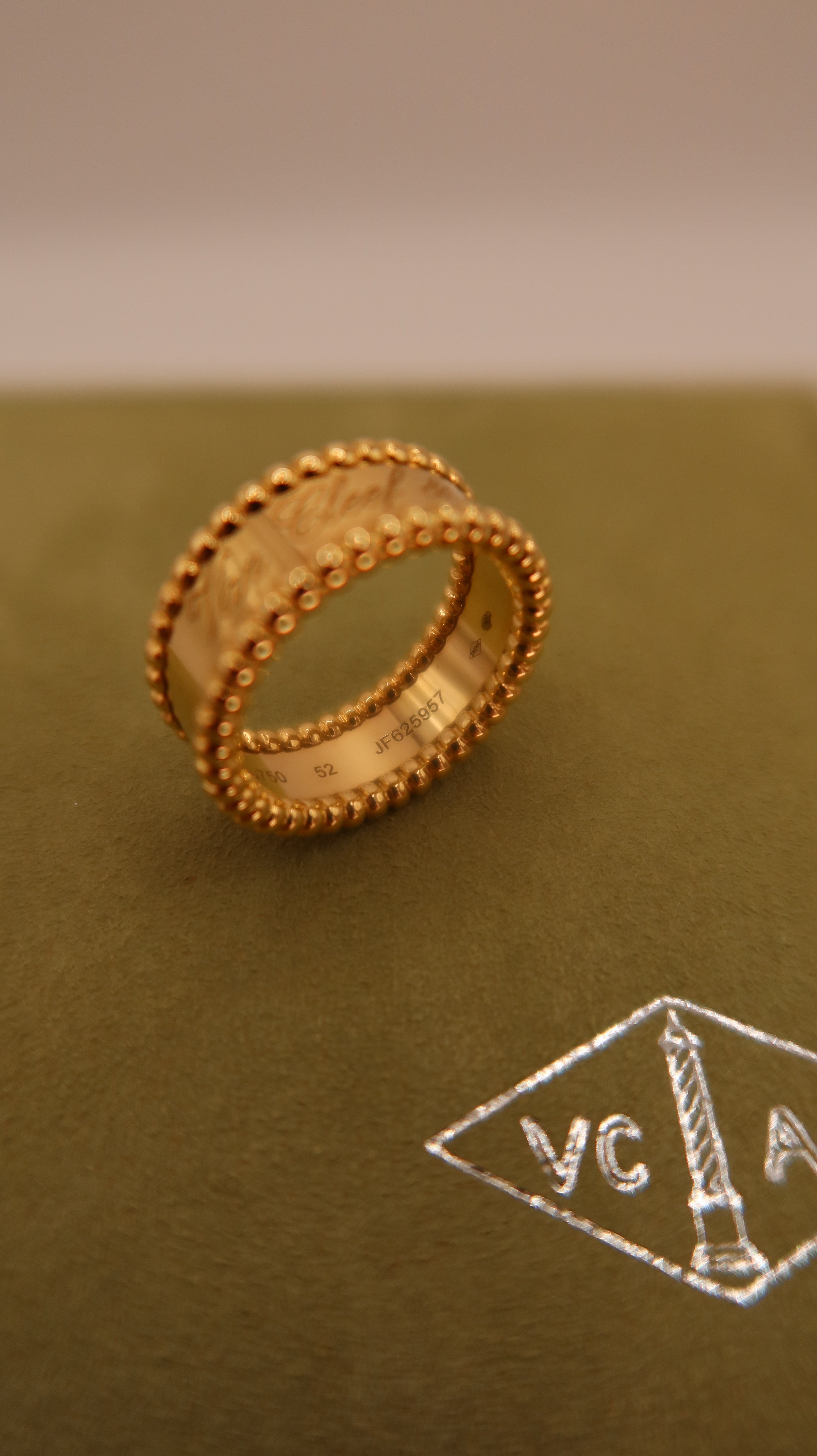 Van Cleef & Arpels Perlée Signature Ring (YG/52)