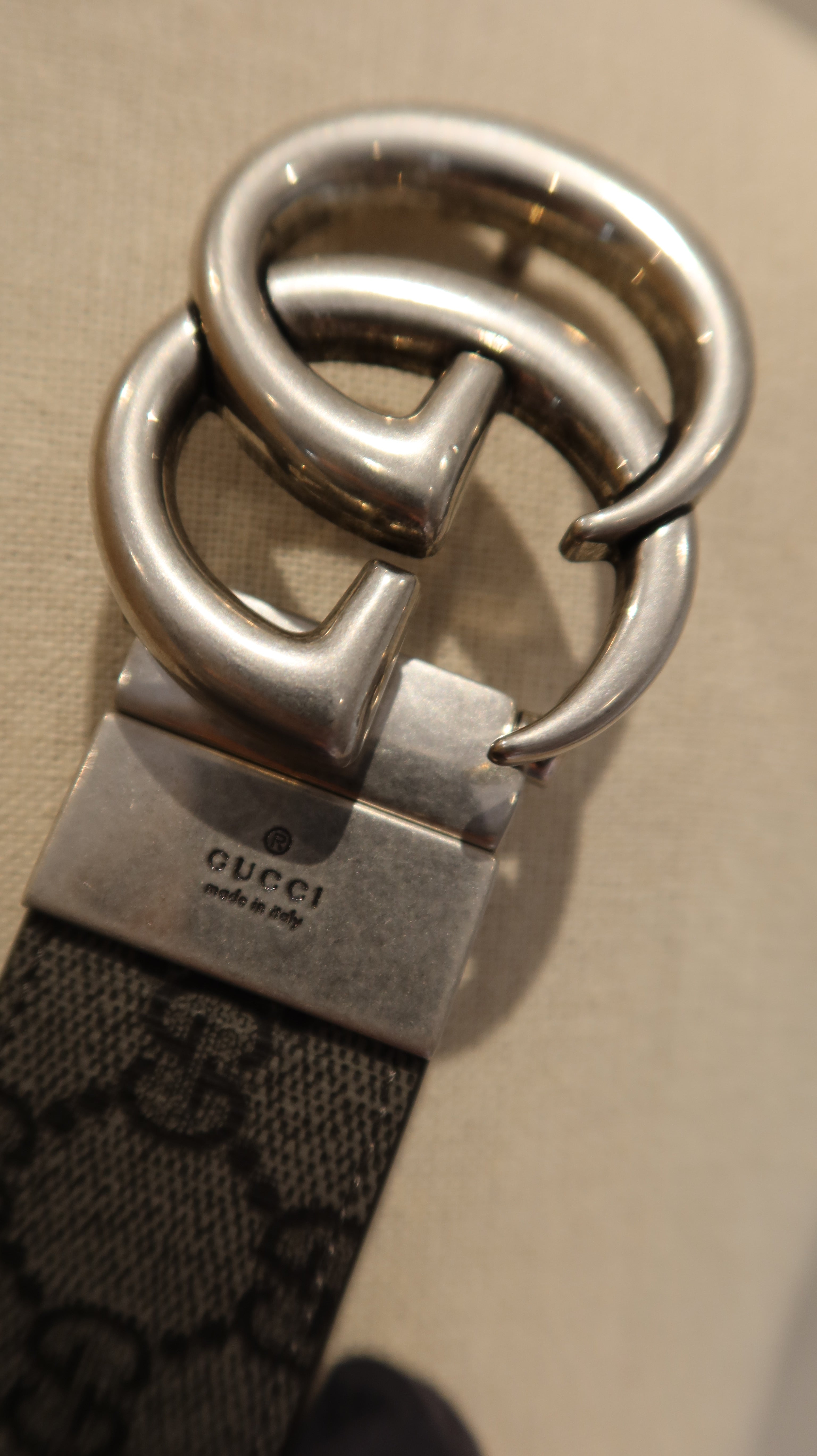 Gucci Reversible Belt (105/42)