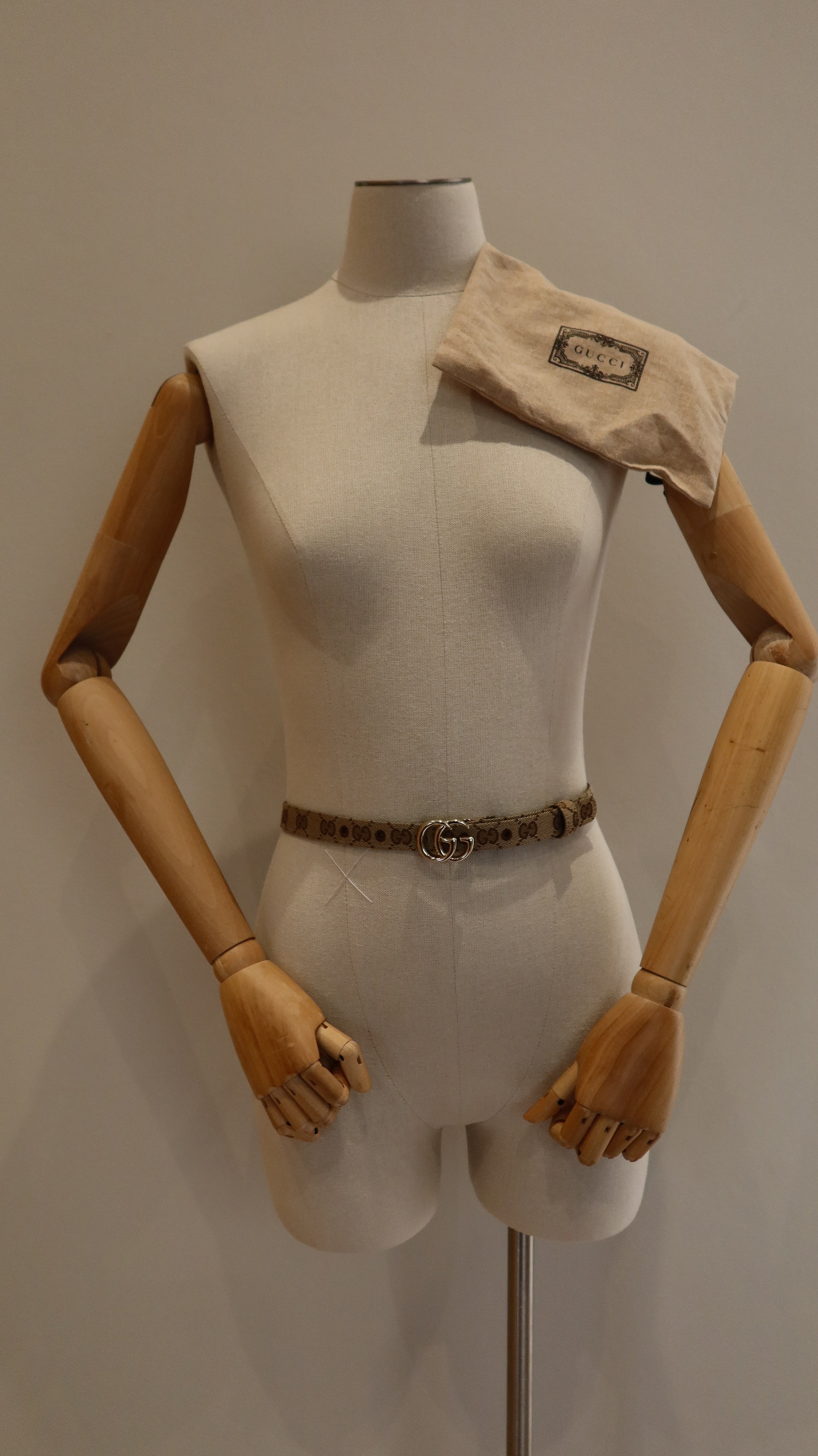 Gucci Belt (80/32)