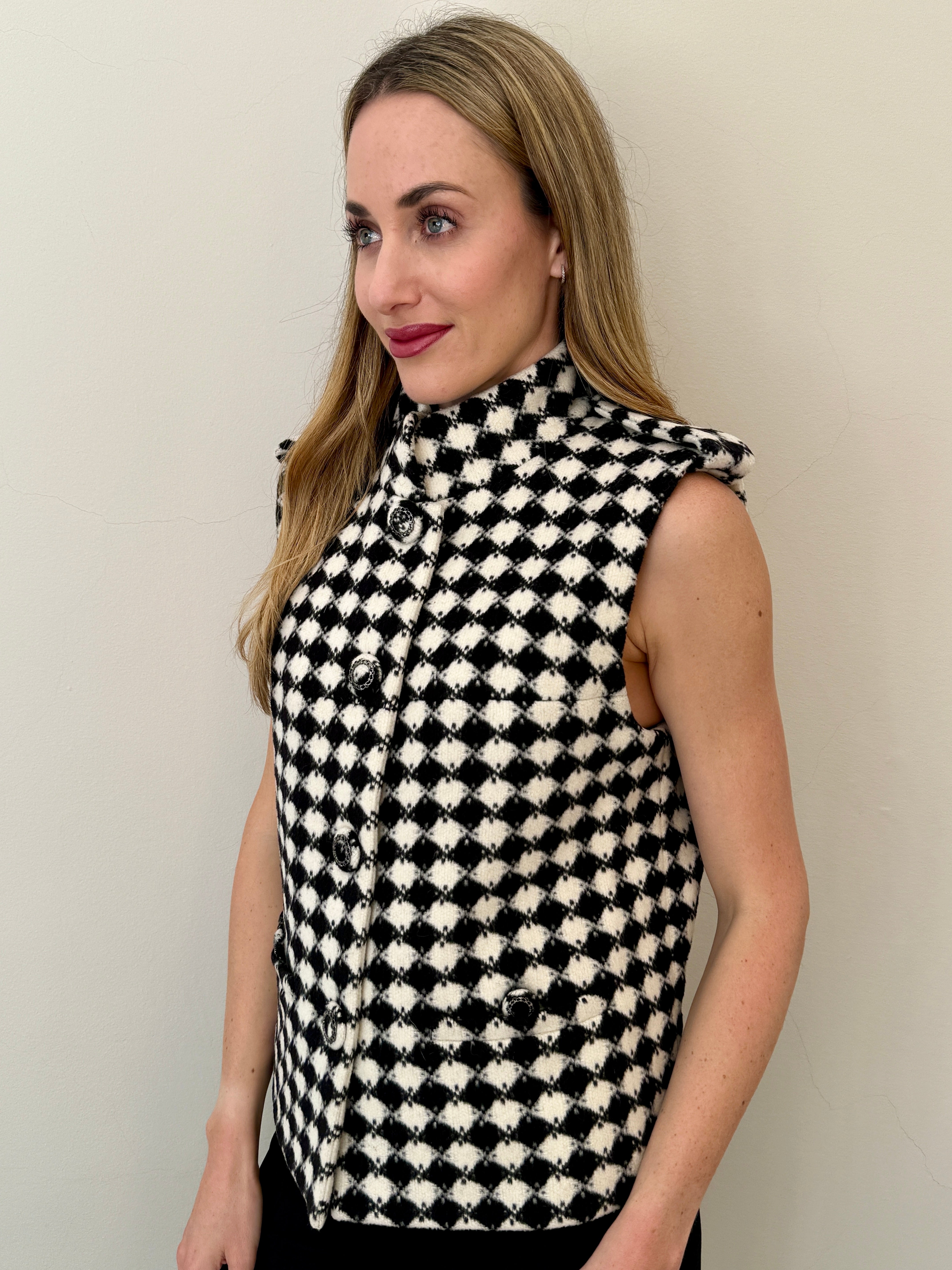 Chanel Monochrome Diamond Checked Wool Waistcoat (44)
