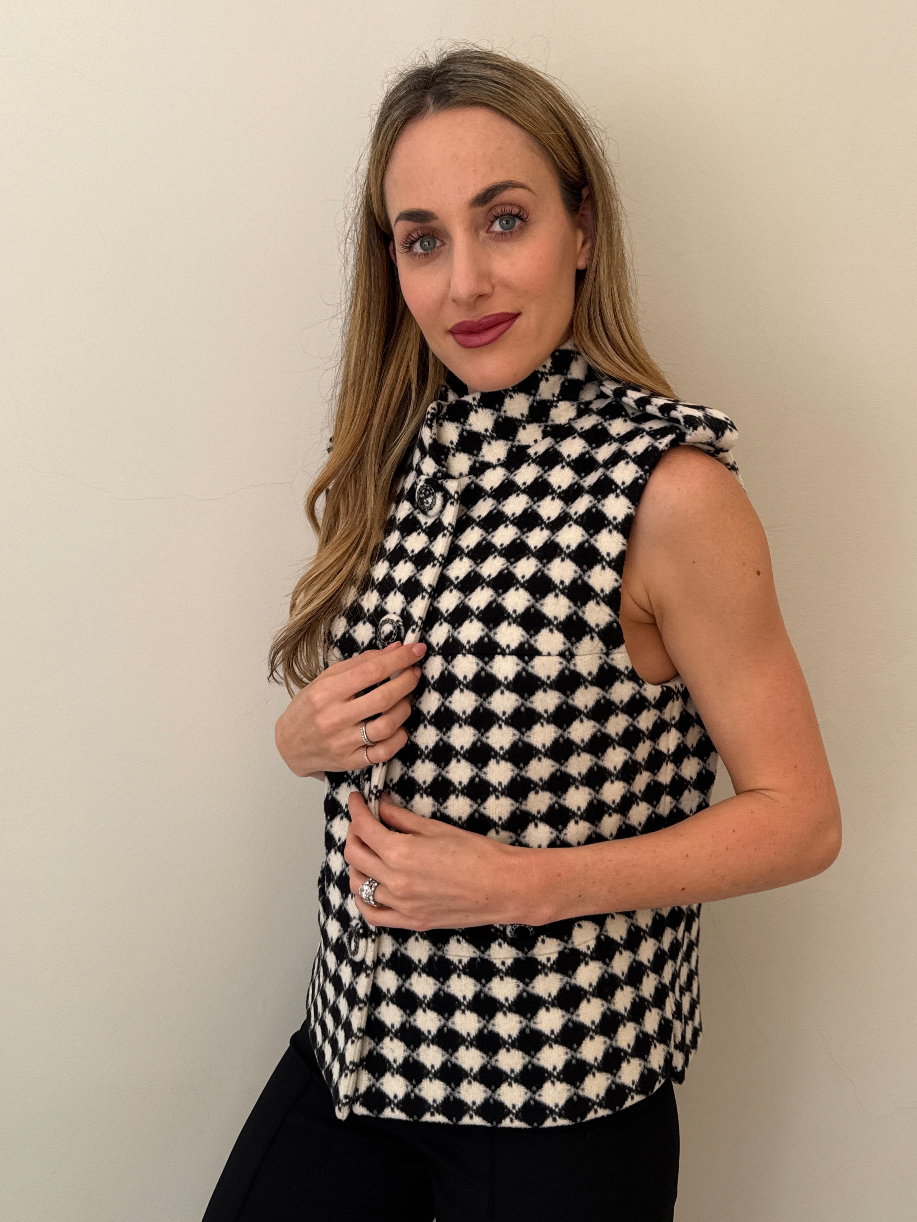 Chanel Monochrome Diamond Checked Wool Waistcoat (44)