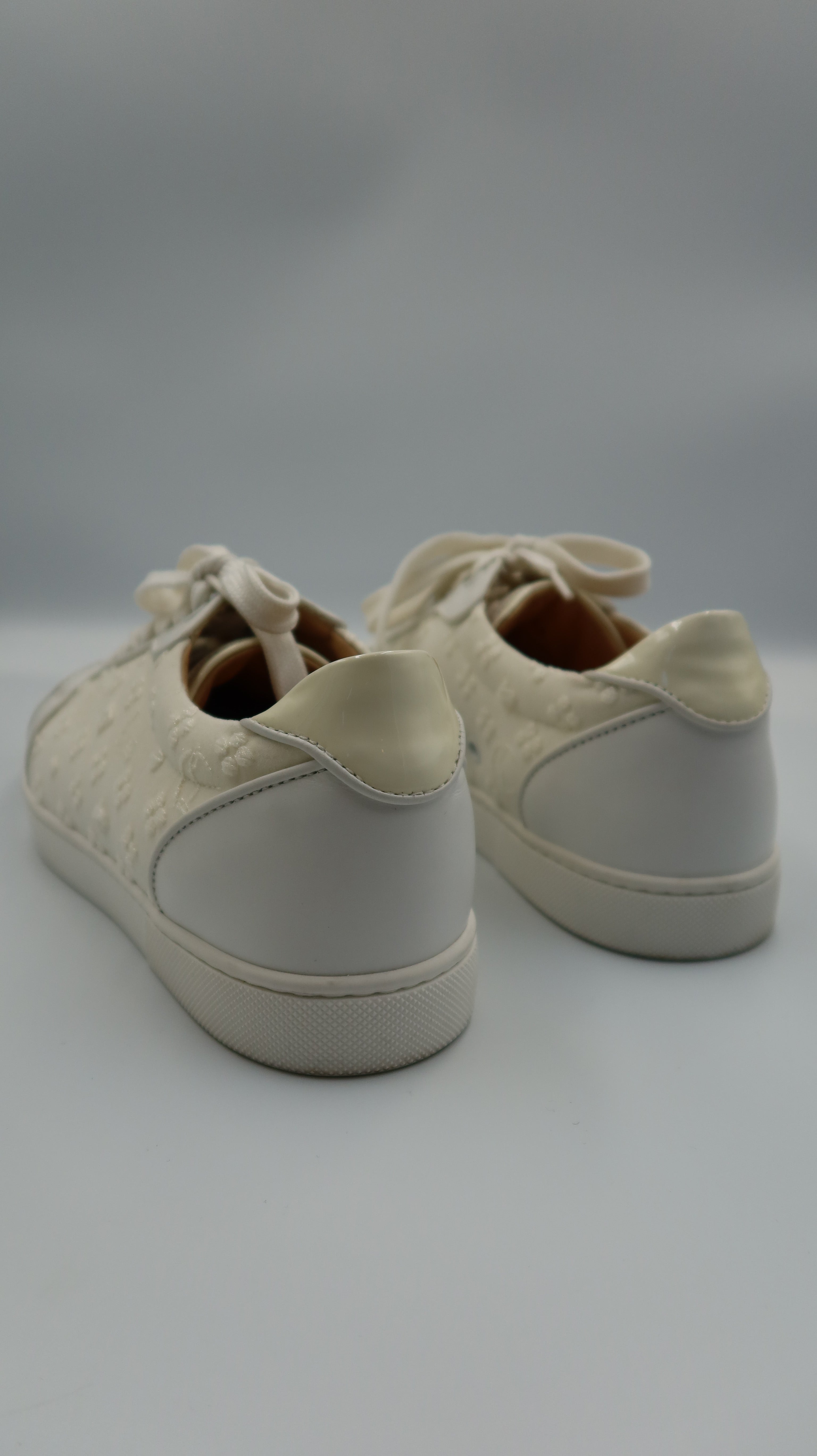 Christian Louboutin Sneakers (EU38)