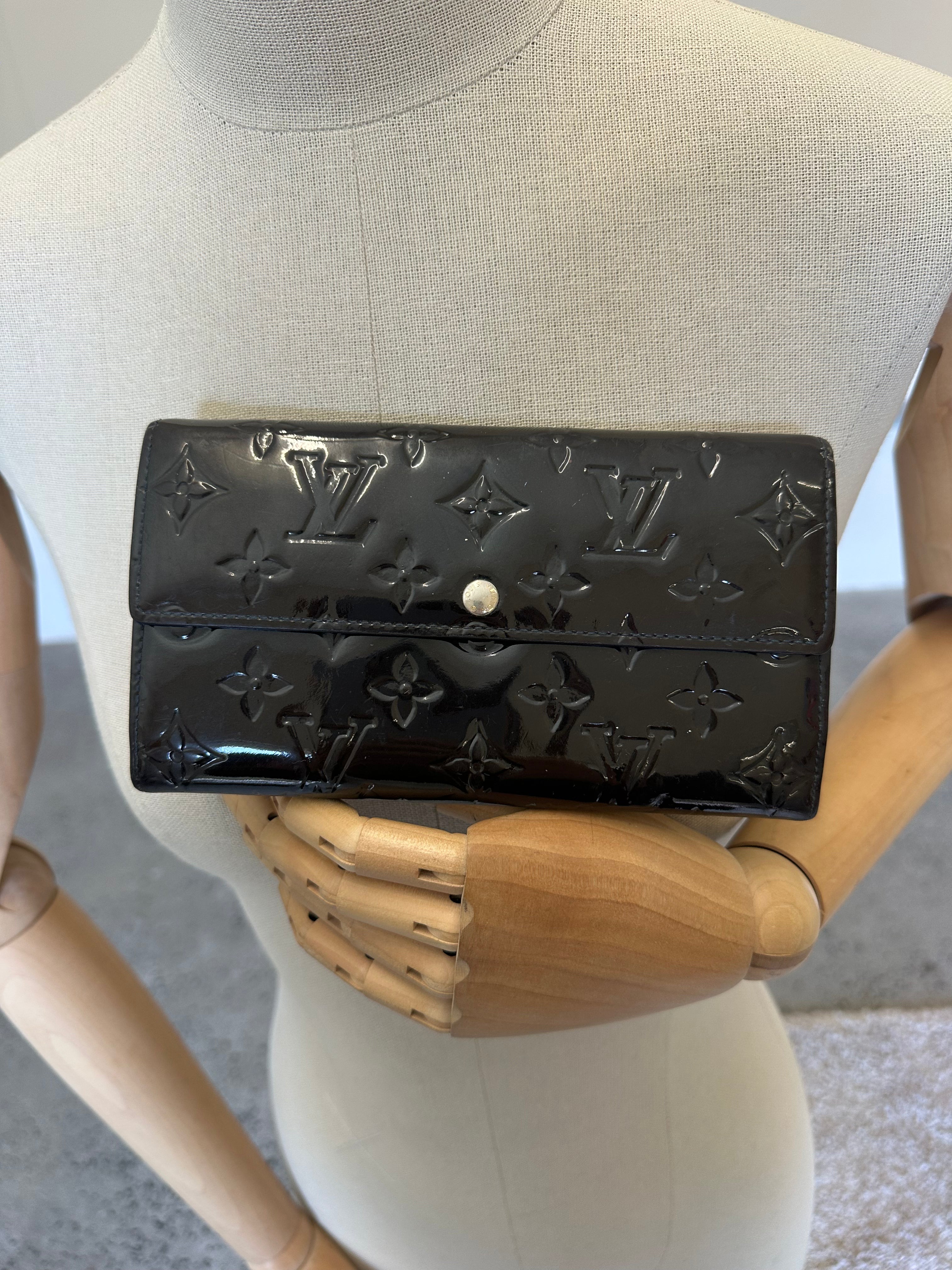 Louis Vuitton Sarah Wallet