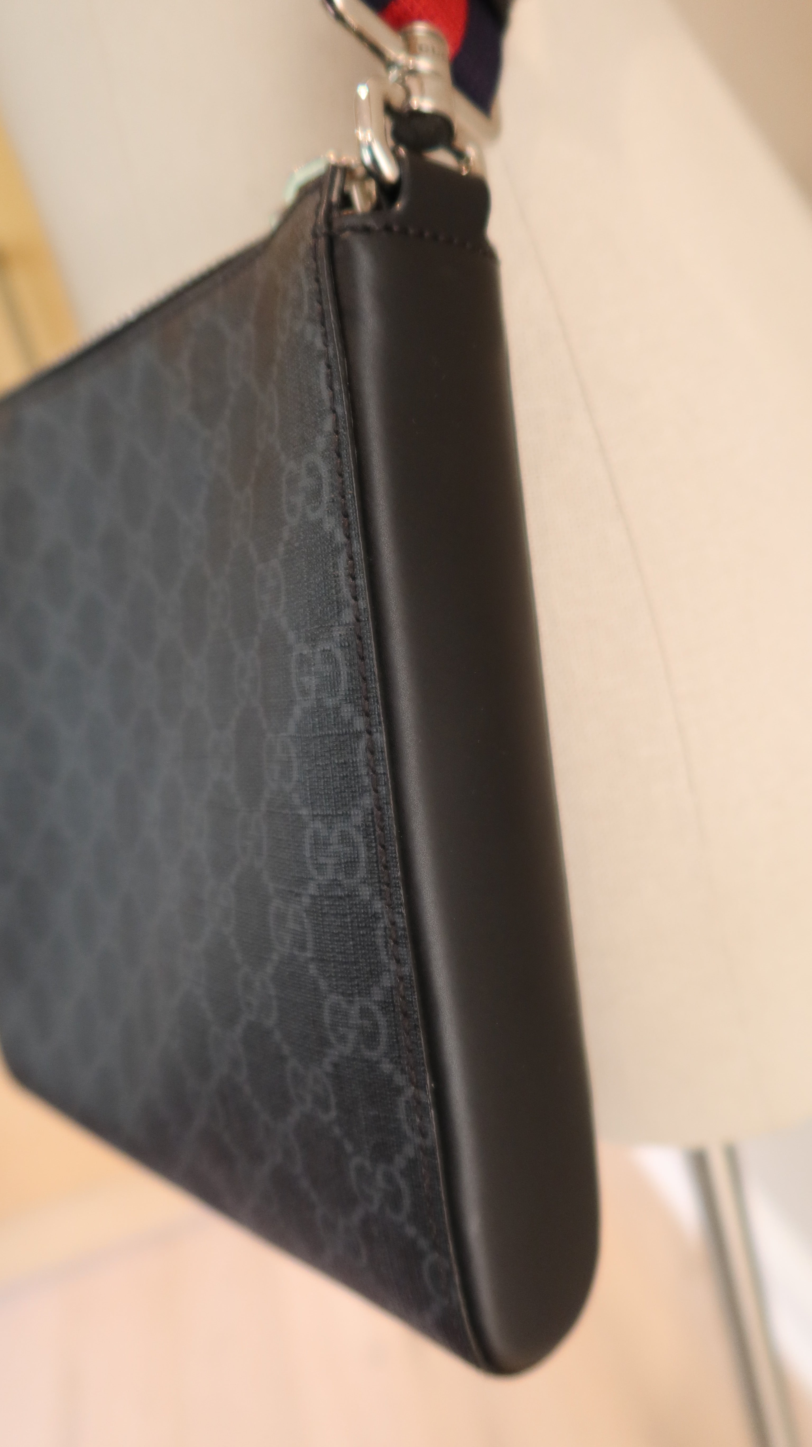 Gucci Messenger Bag *Full Set*