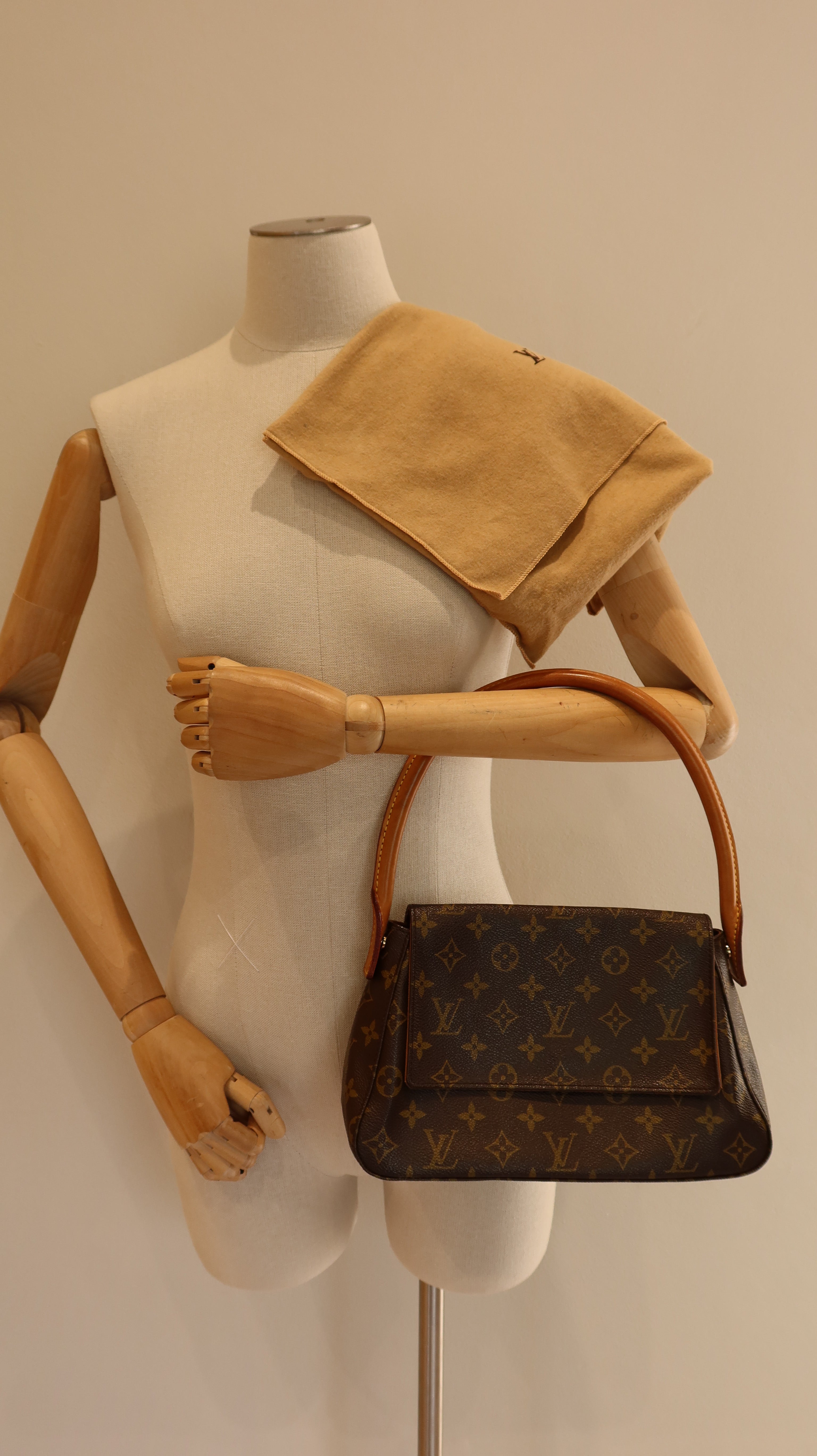 Louis Vuitton Looping Bag