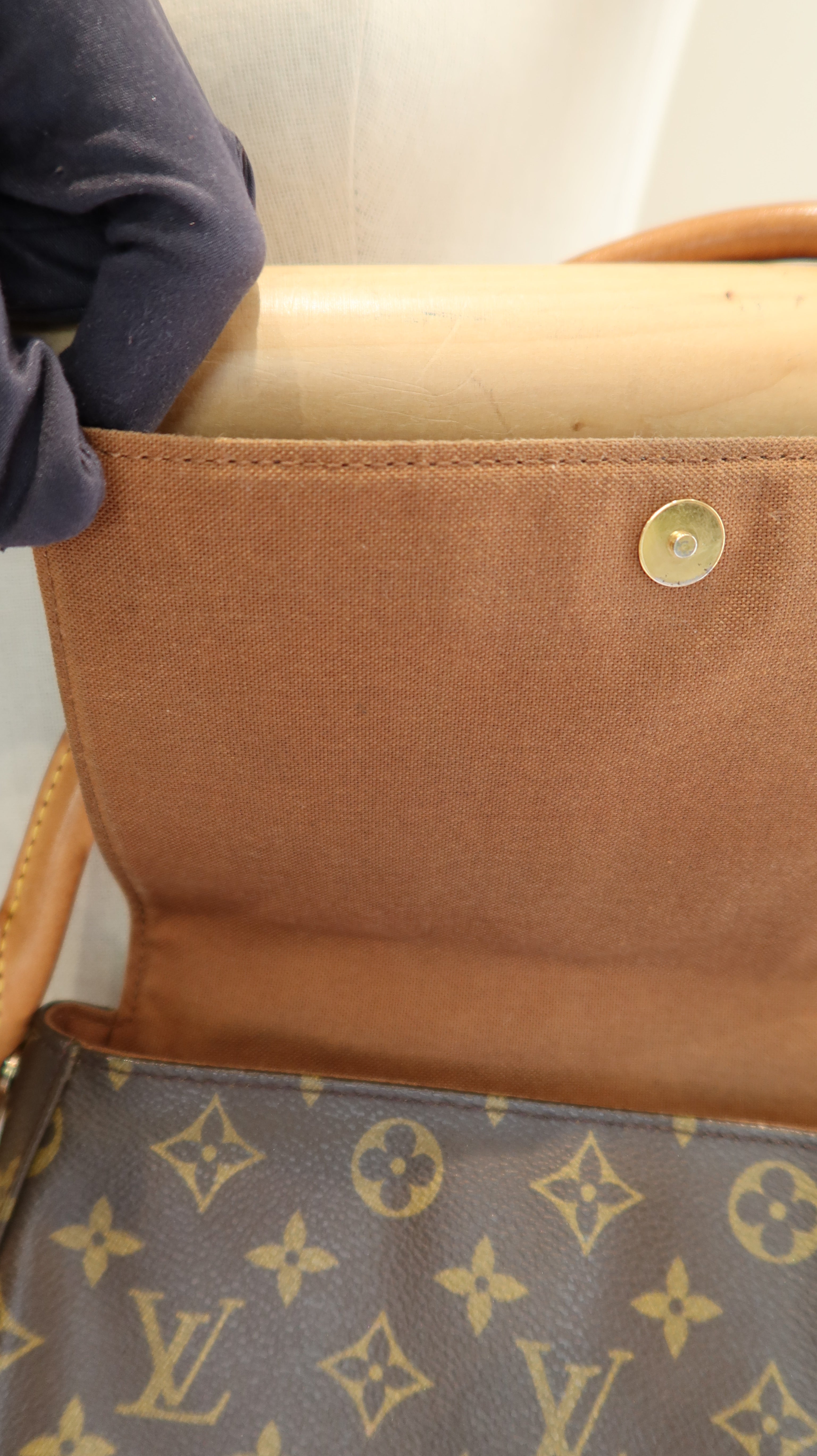 Louis Vuitton Looping Bag