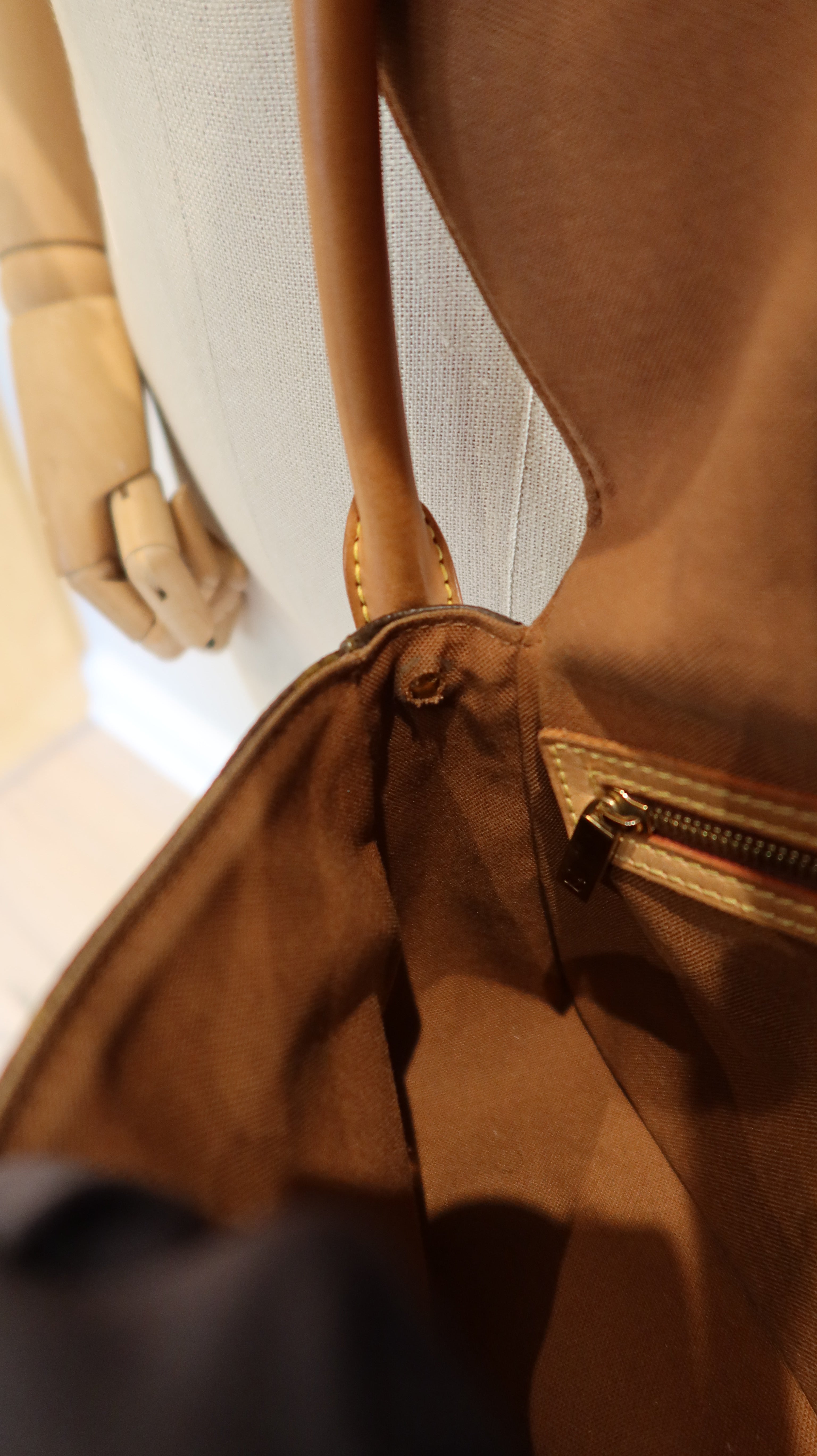 Louis Vuitton Looping Bag