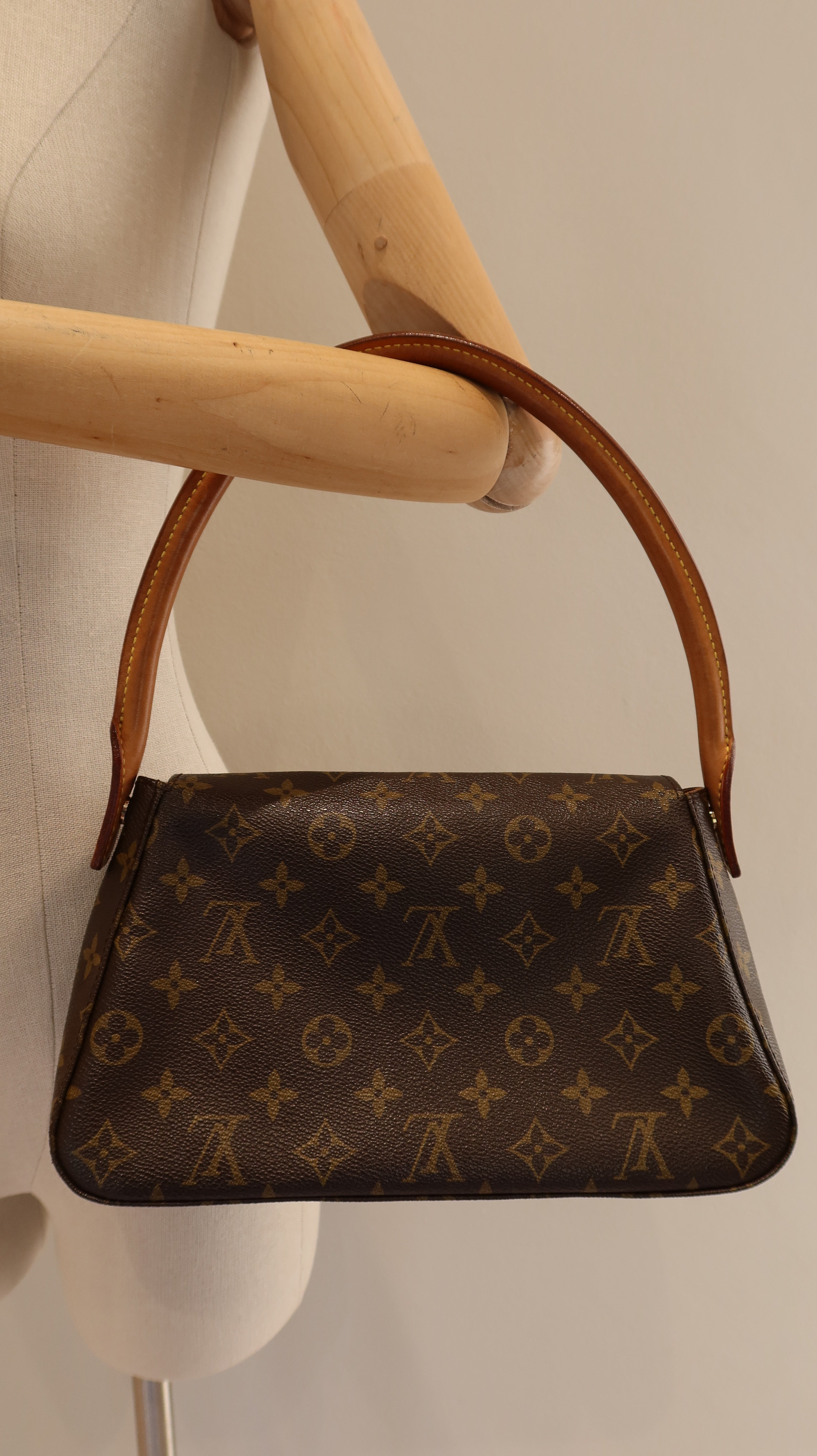 Louis Vuitton Looping Bag