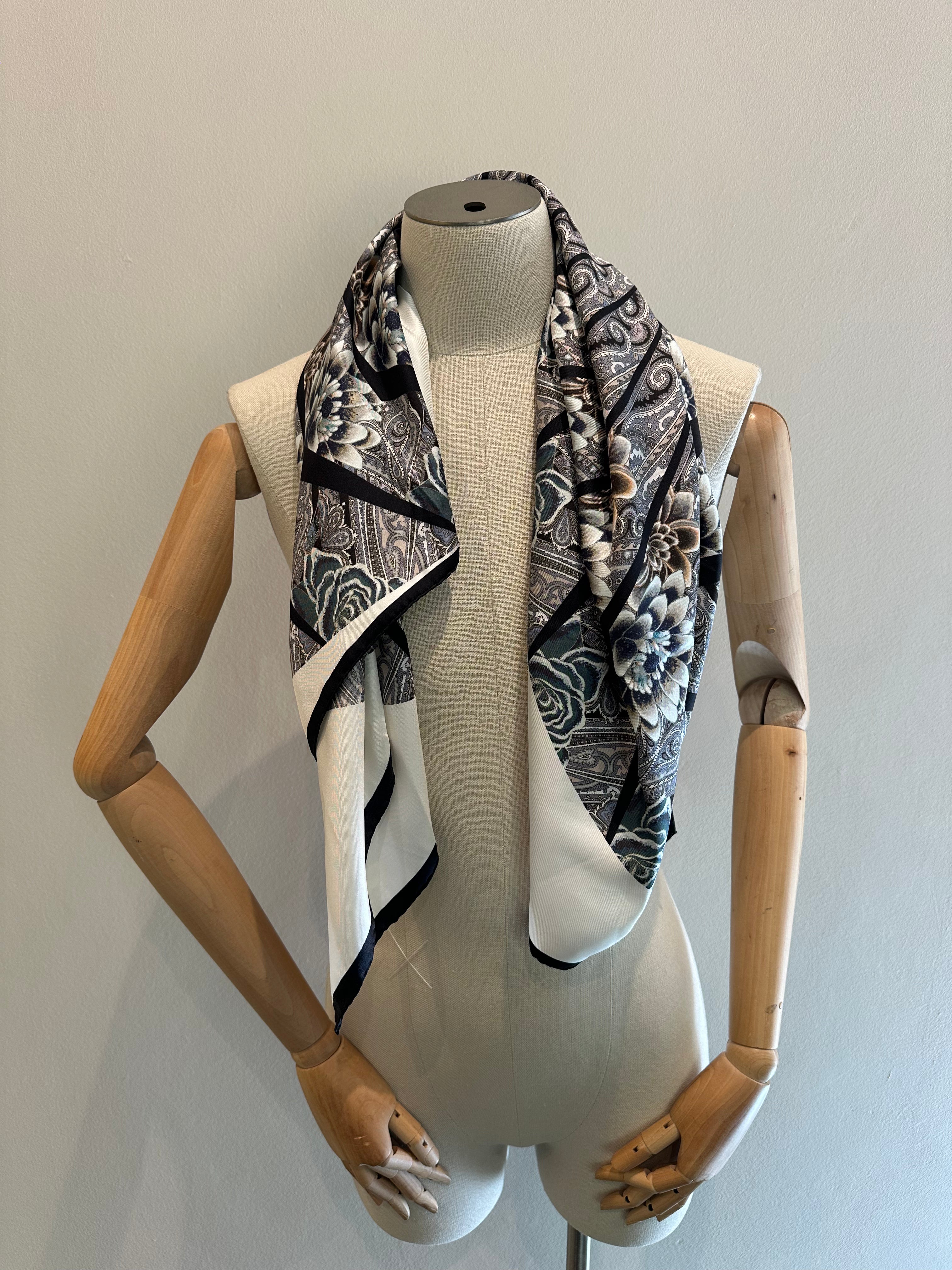 ETRO Scarf