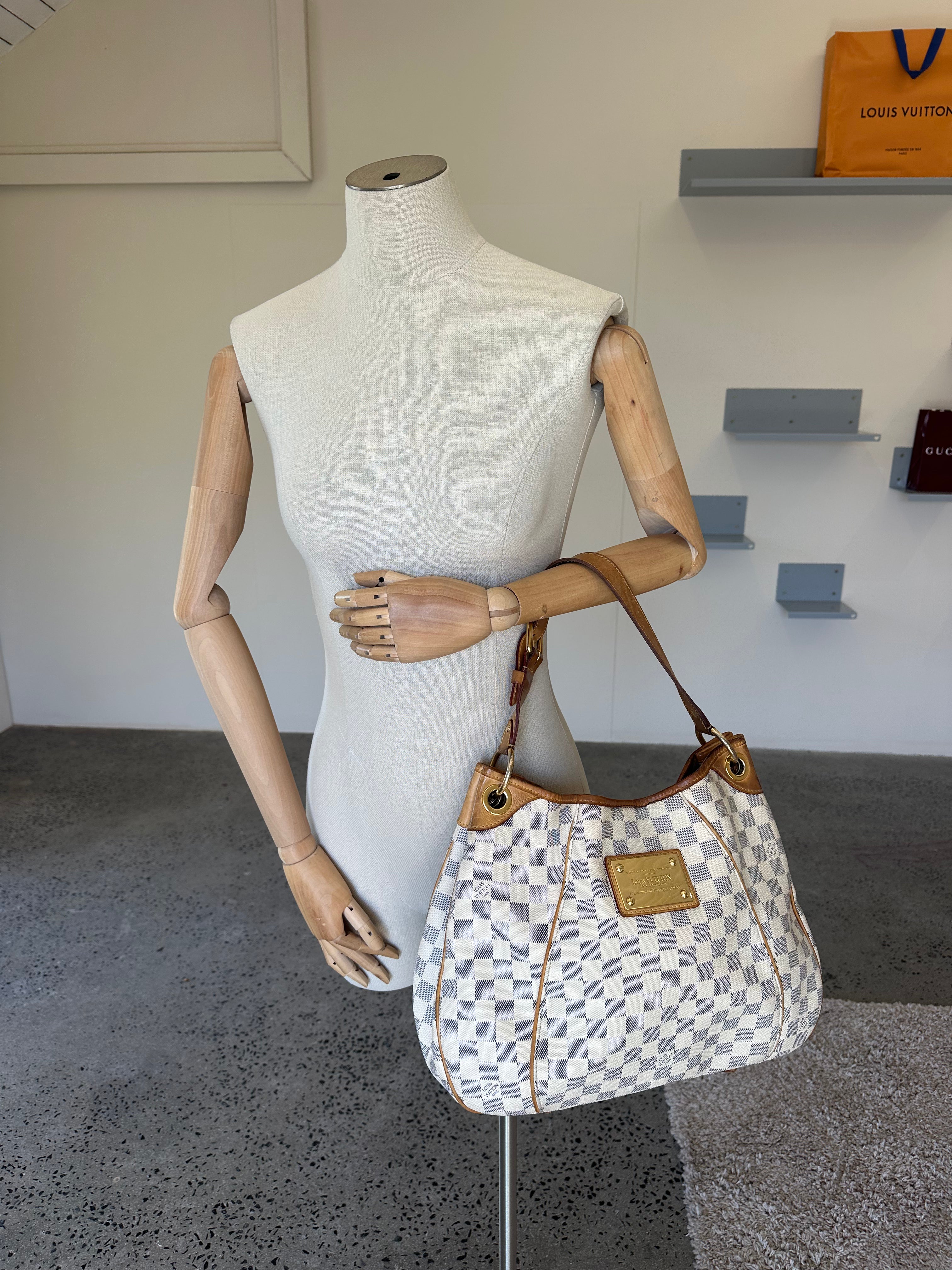 Louis Vuitton Galliera PM Bag
