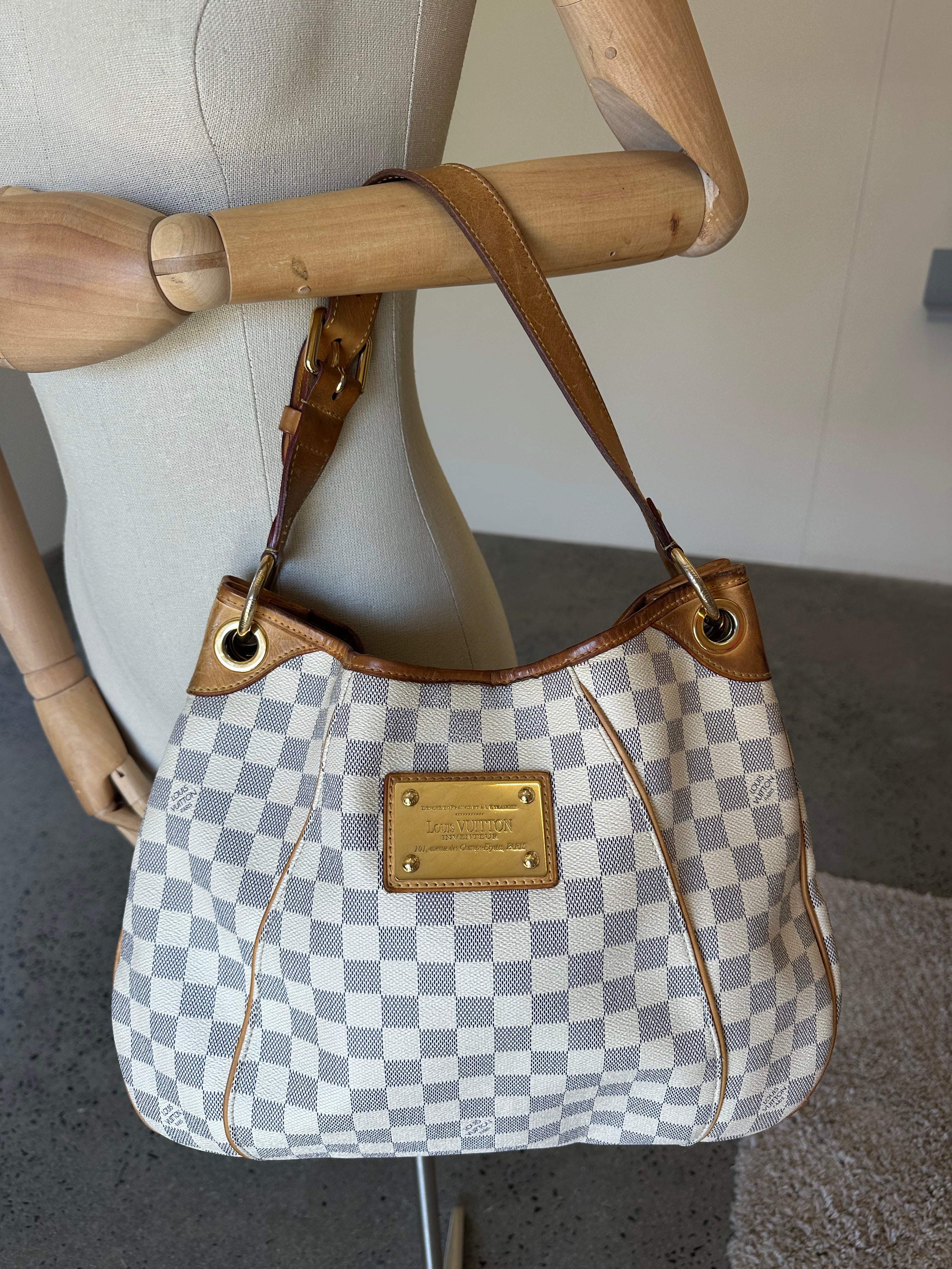 Louis Vuitton Galliera PM Bag