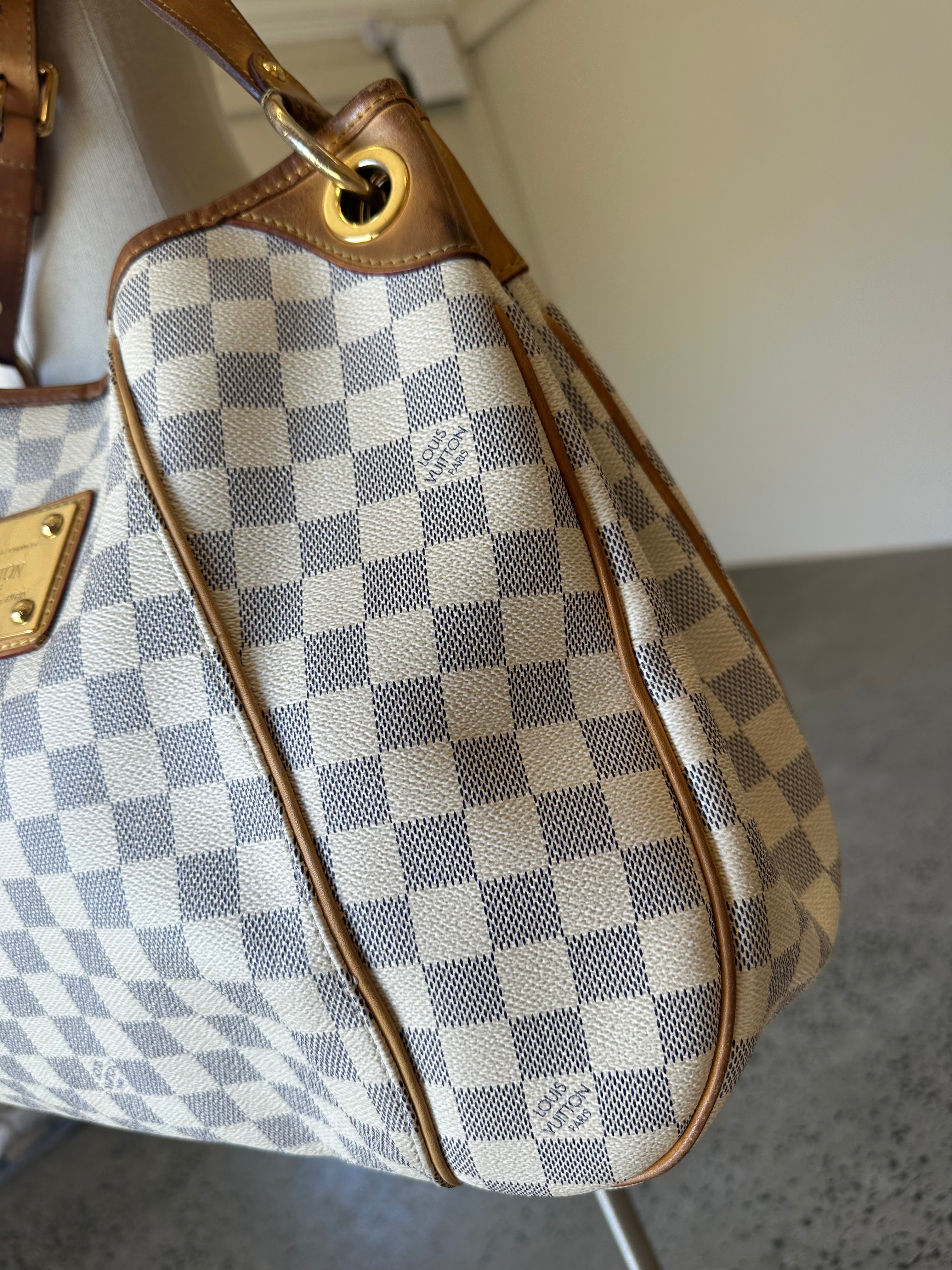 Louis Vuitton Galliera PM Bag