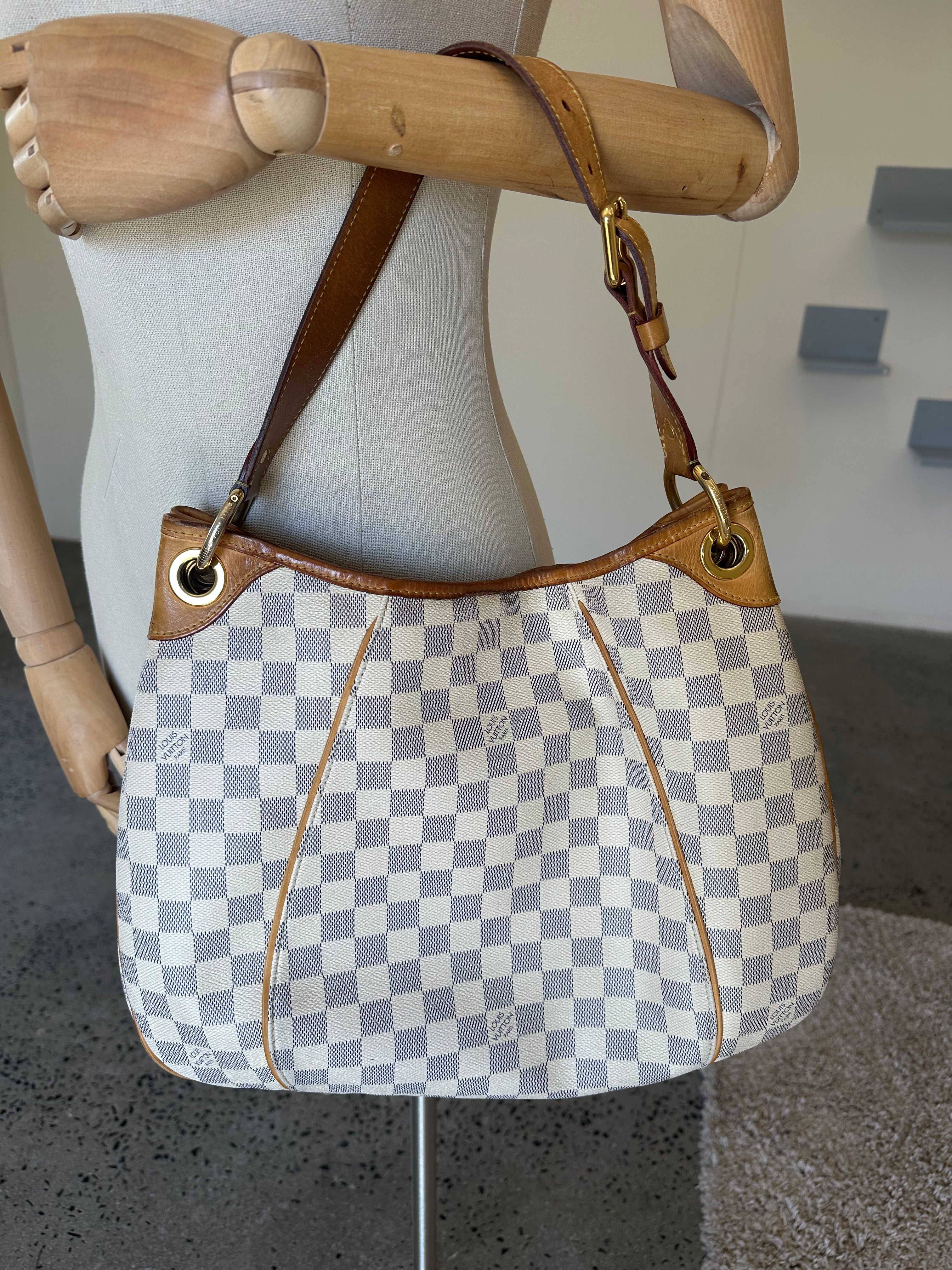 Louis Vuitton Galliera PM Bag