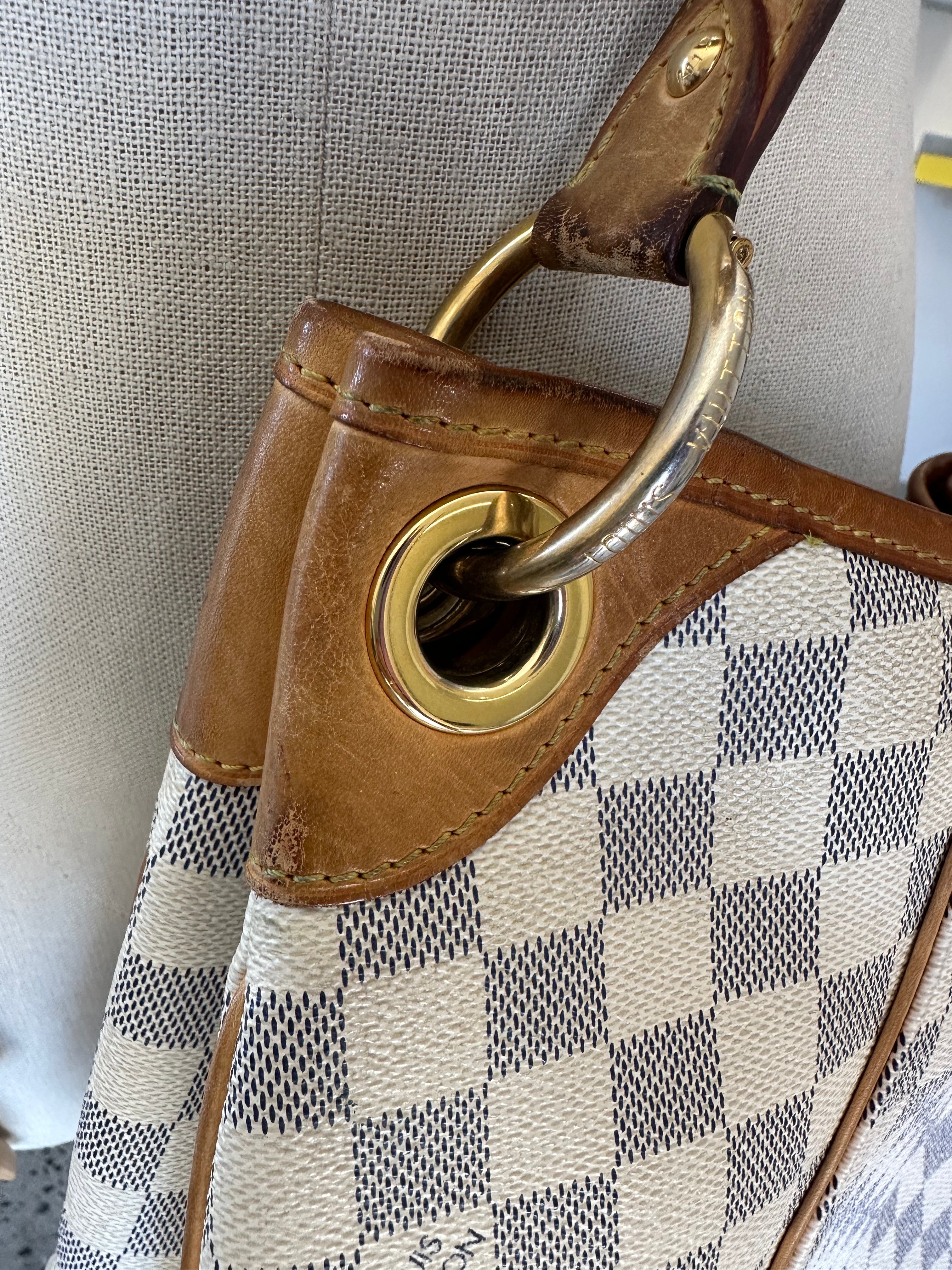 Louis Vuitton Galliera PM Bag