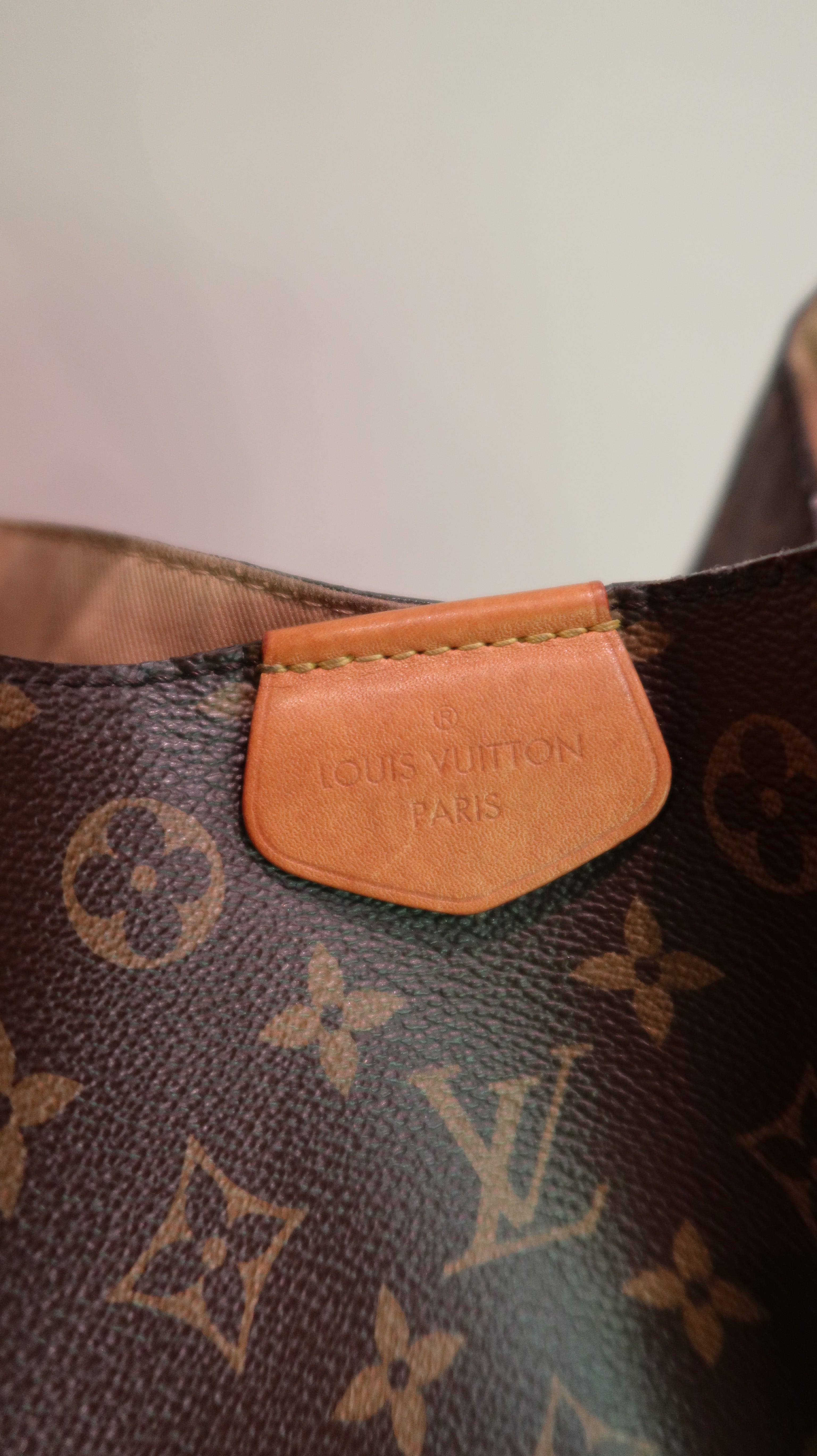 Louis Vuitton Graceful MM Shoulder Bag