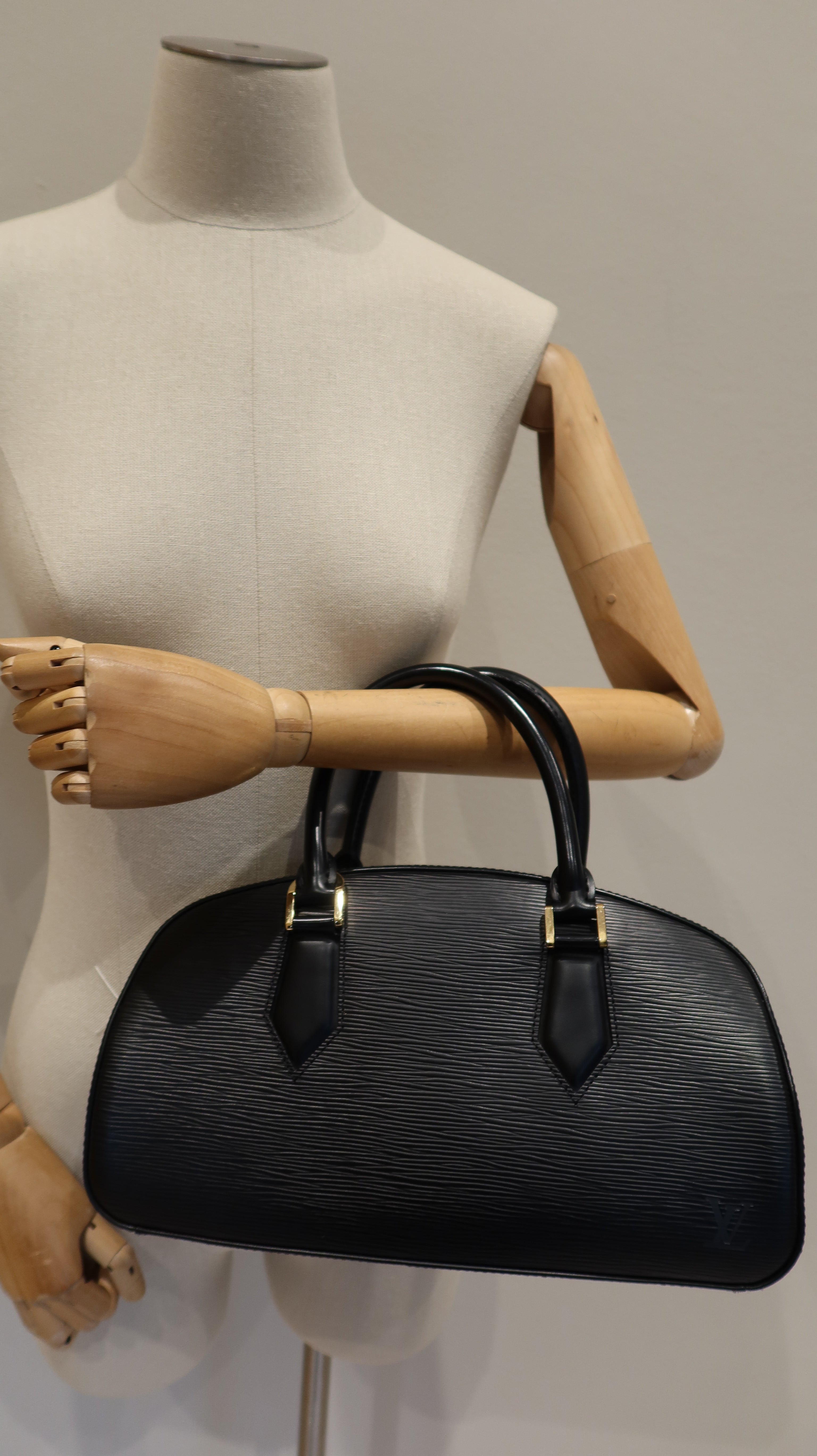 Louis Vuitton Jasmin Bag