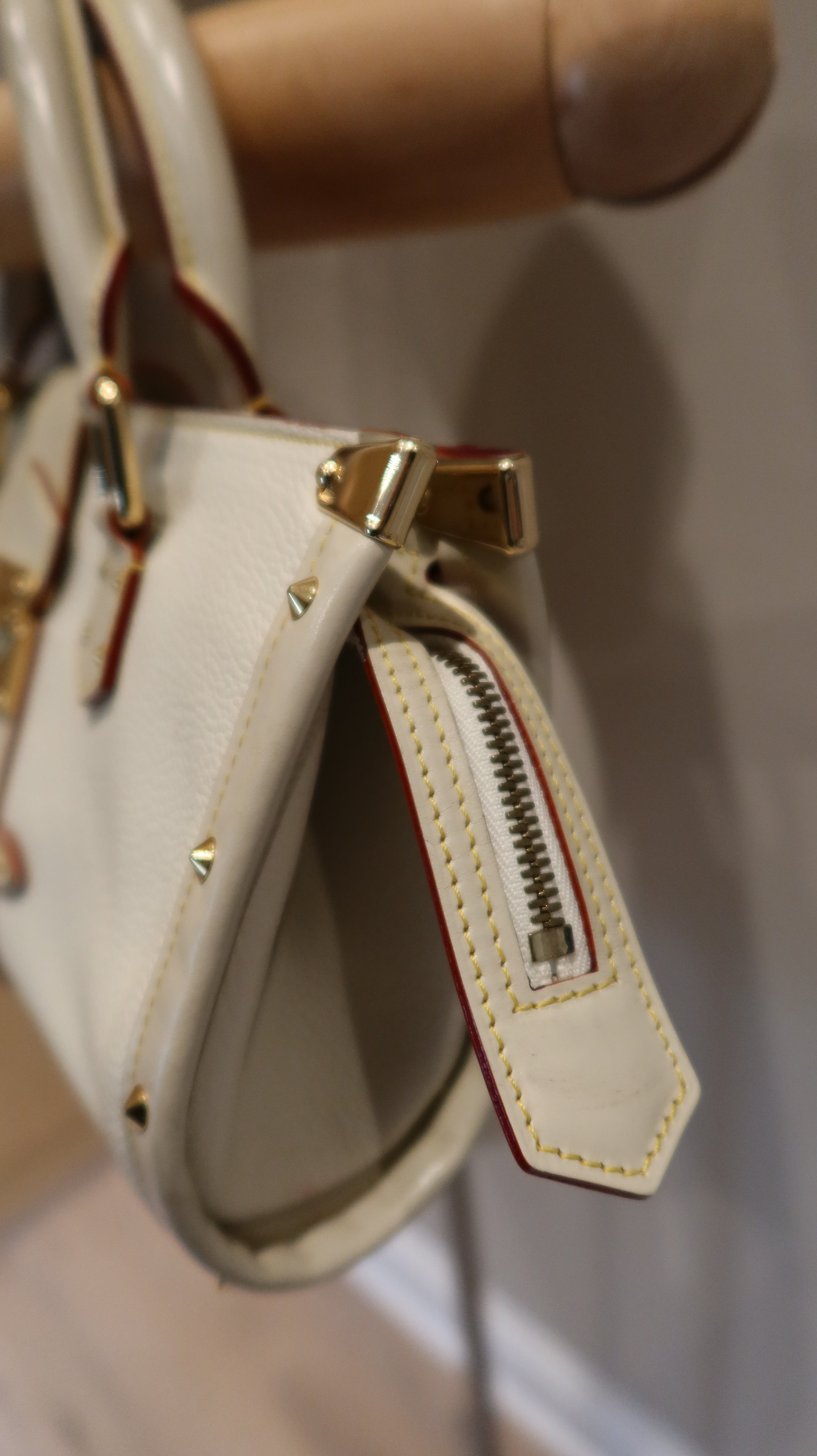 Louis Vuitton L’Epanoui Bag