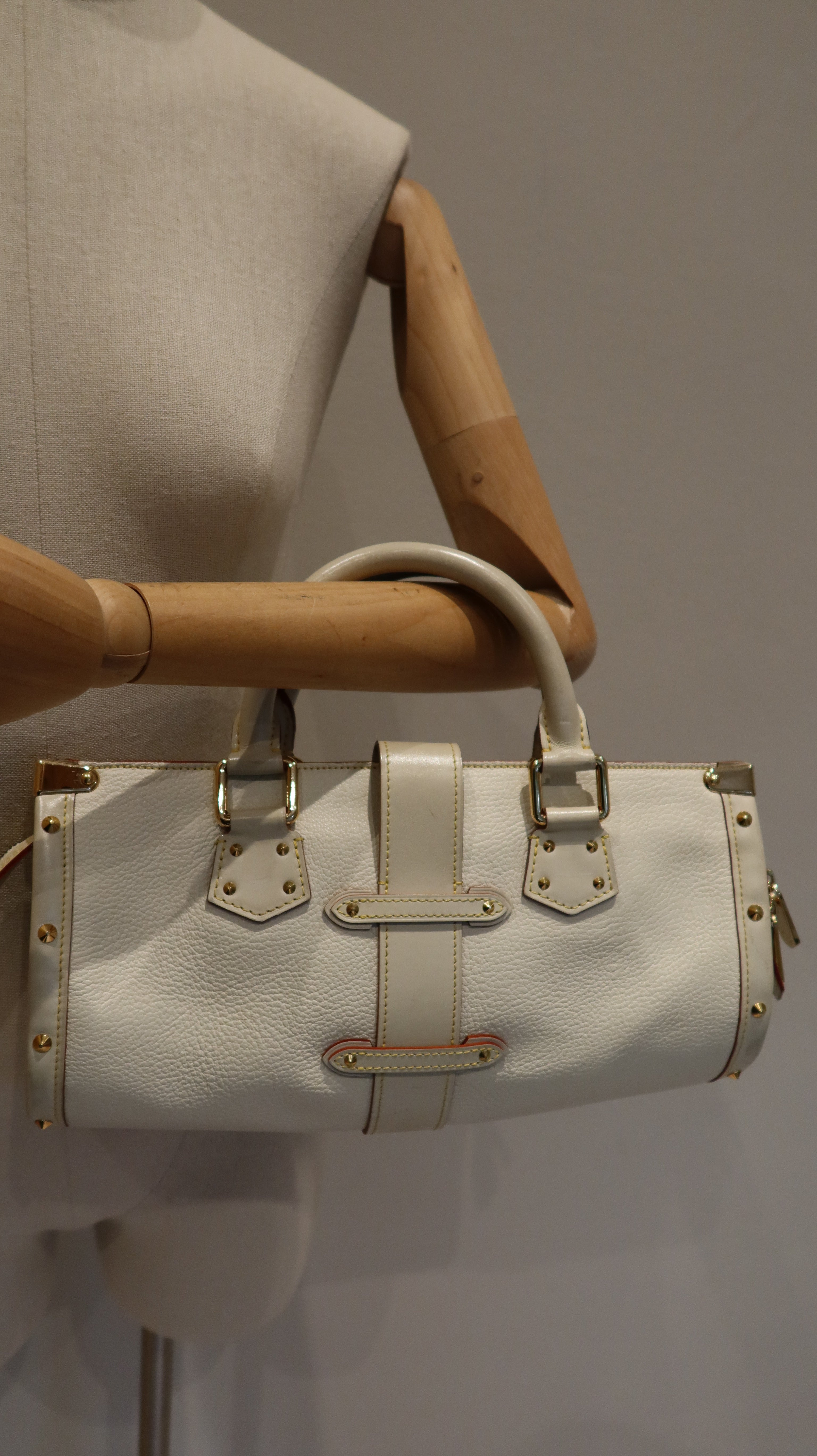 Louis Vuitton L’Epanoui Bag