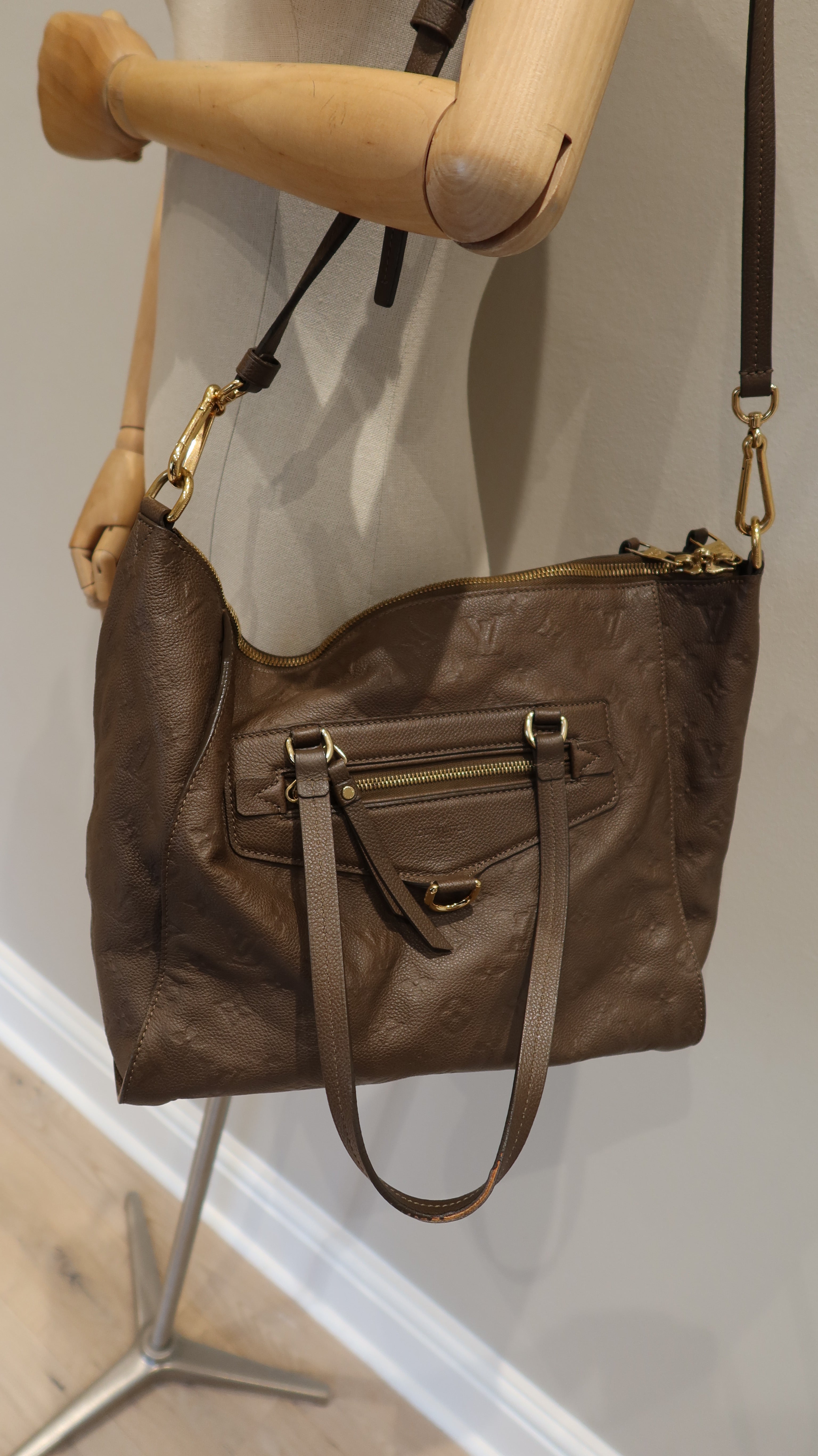 Louis Vuitton Lumineuse PM Bag