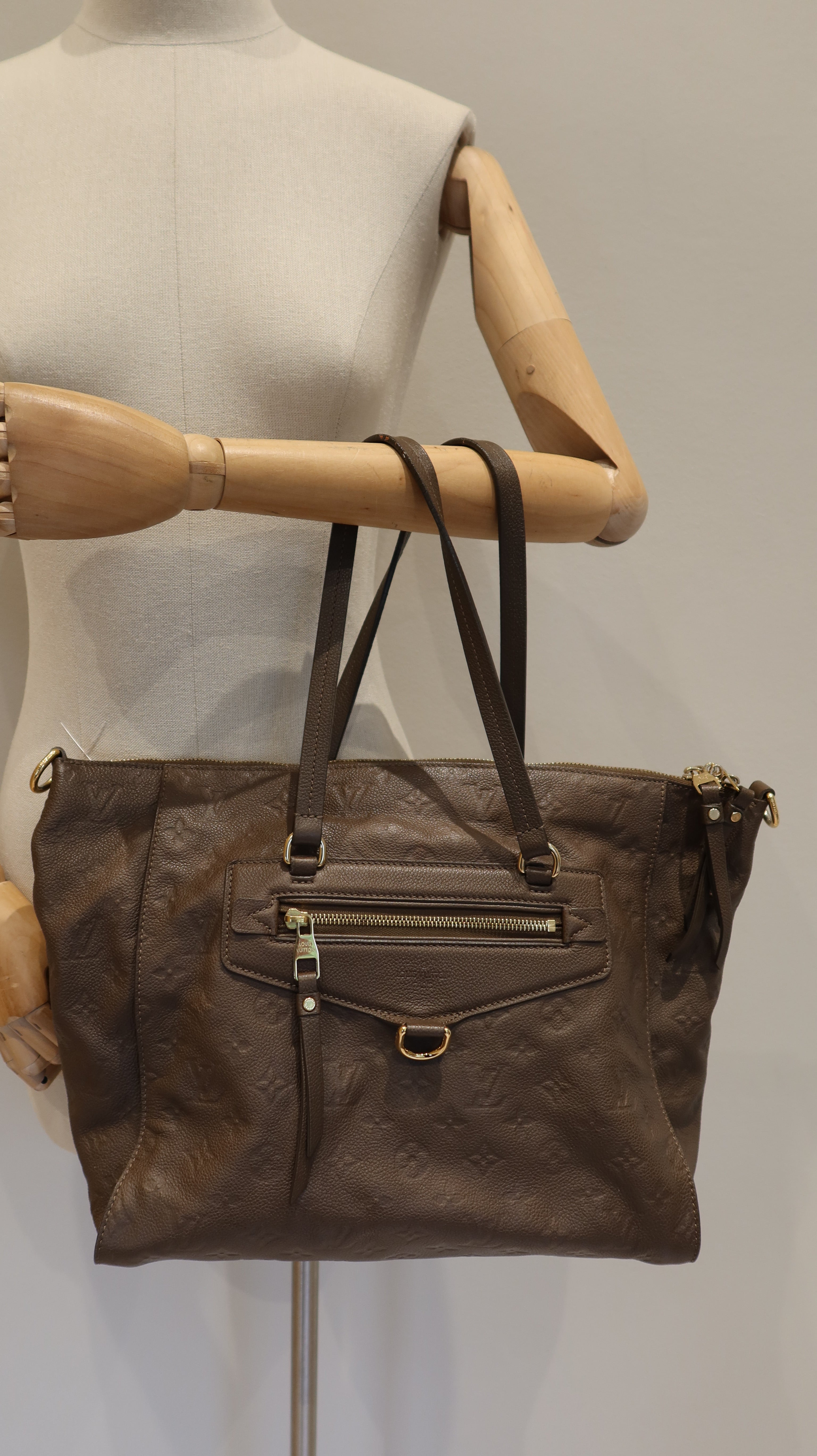 Louis Vuitton Lumineuse PM Bag