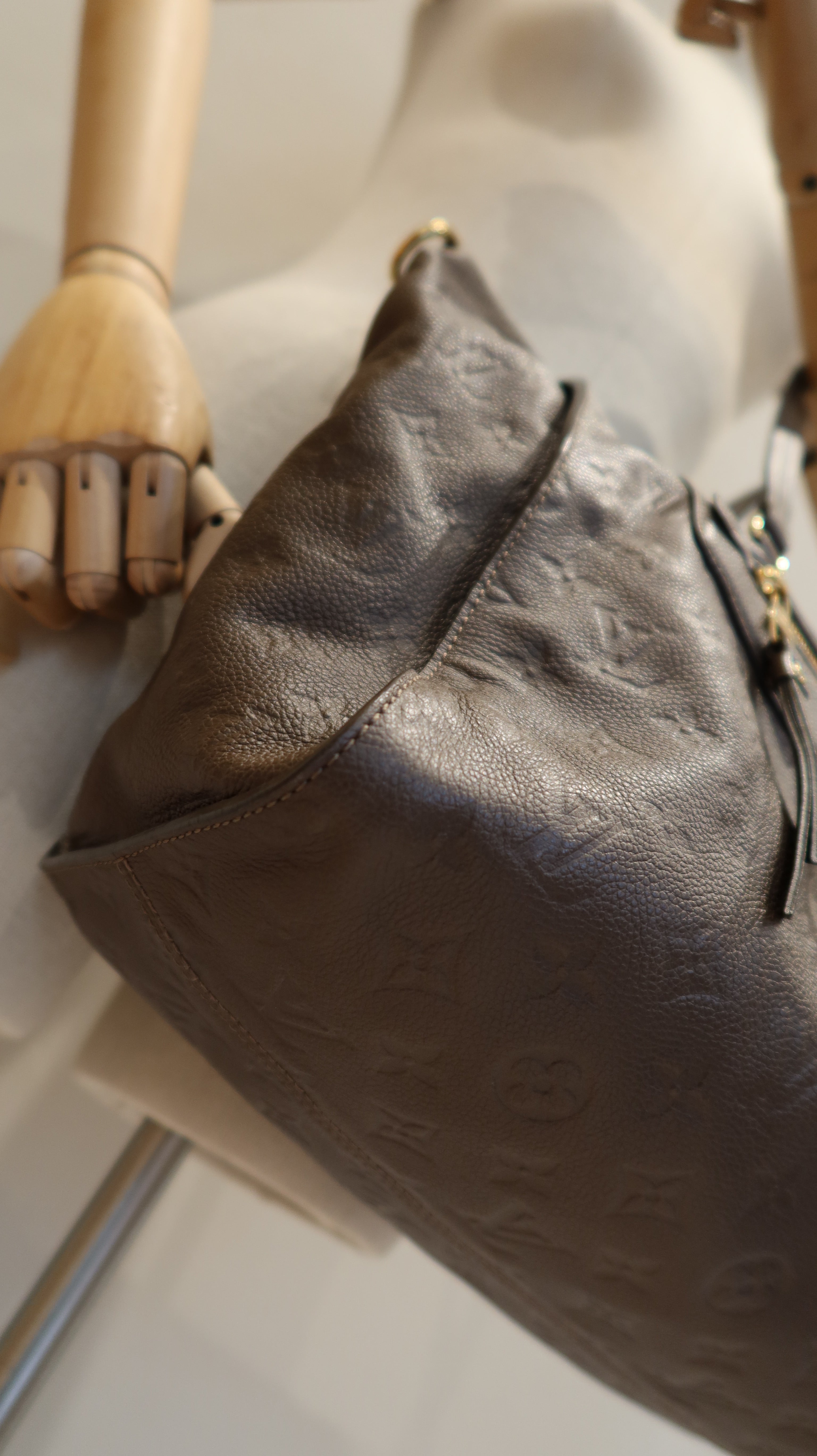 Louis Vuitton Lumineuse PM Bag