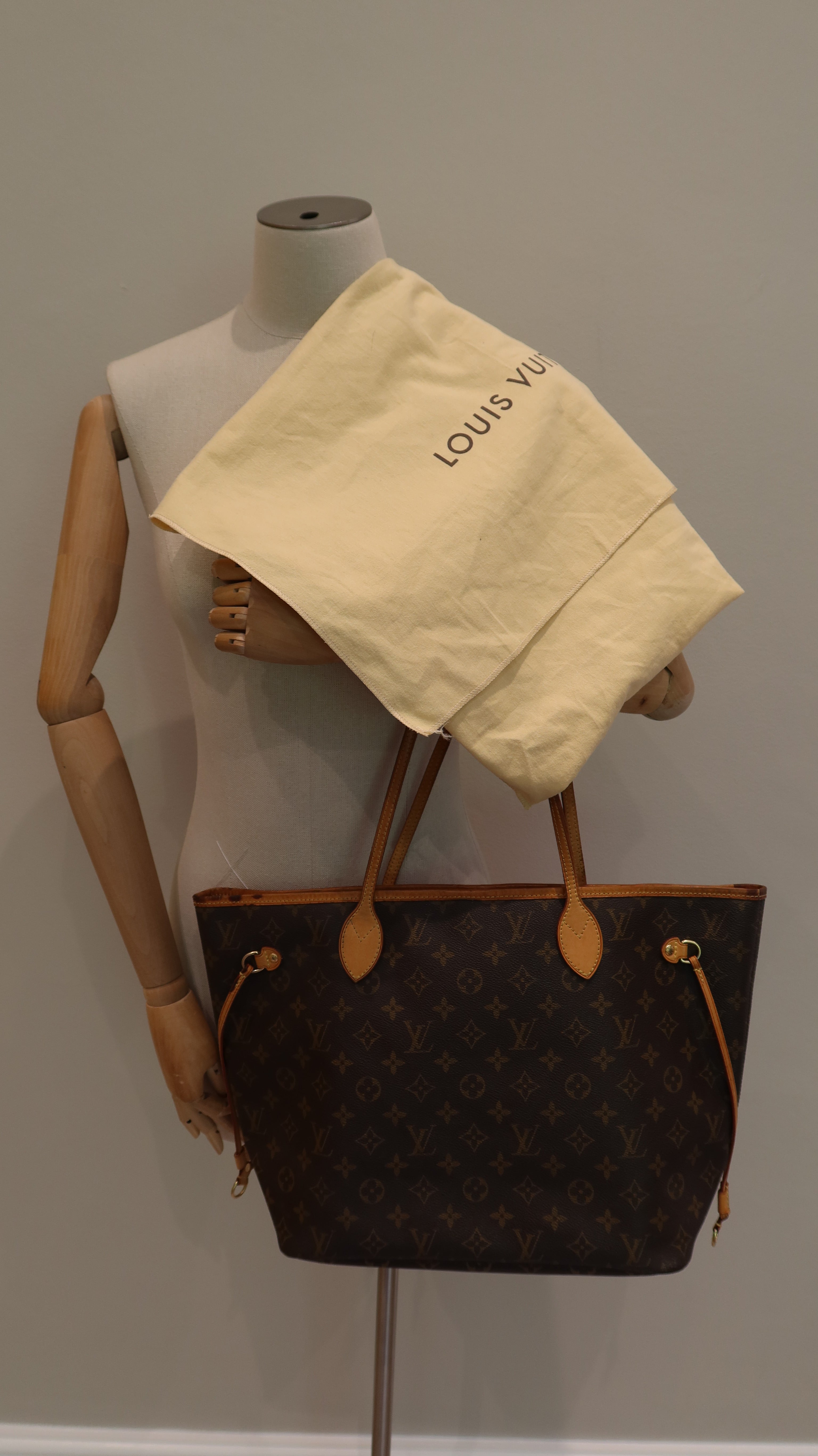 Louis Vuitton Neverfull MM