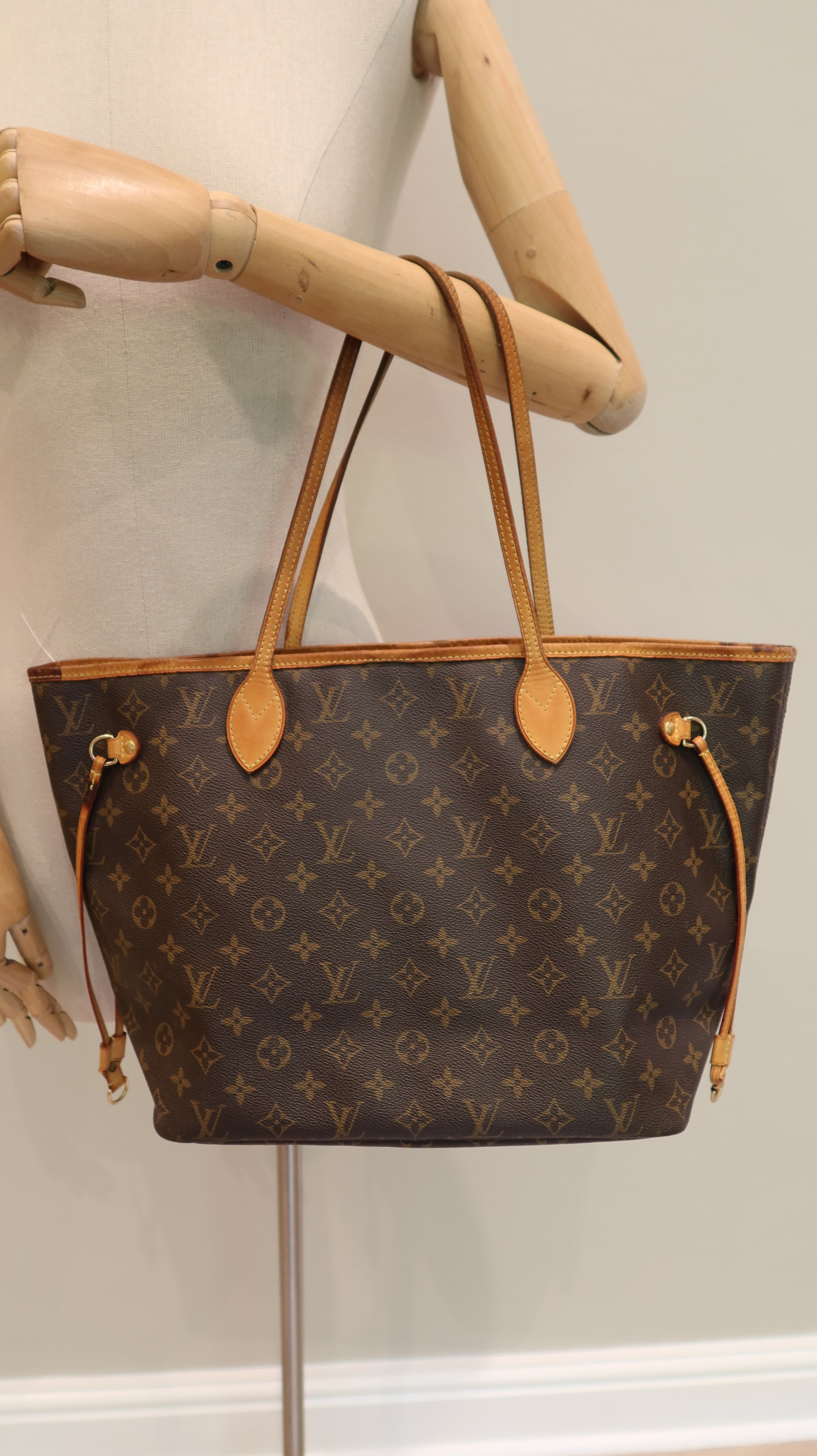 Louis Vuitton Neverfull MM