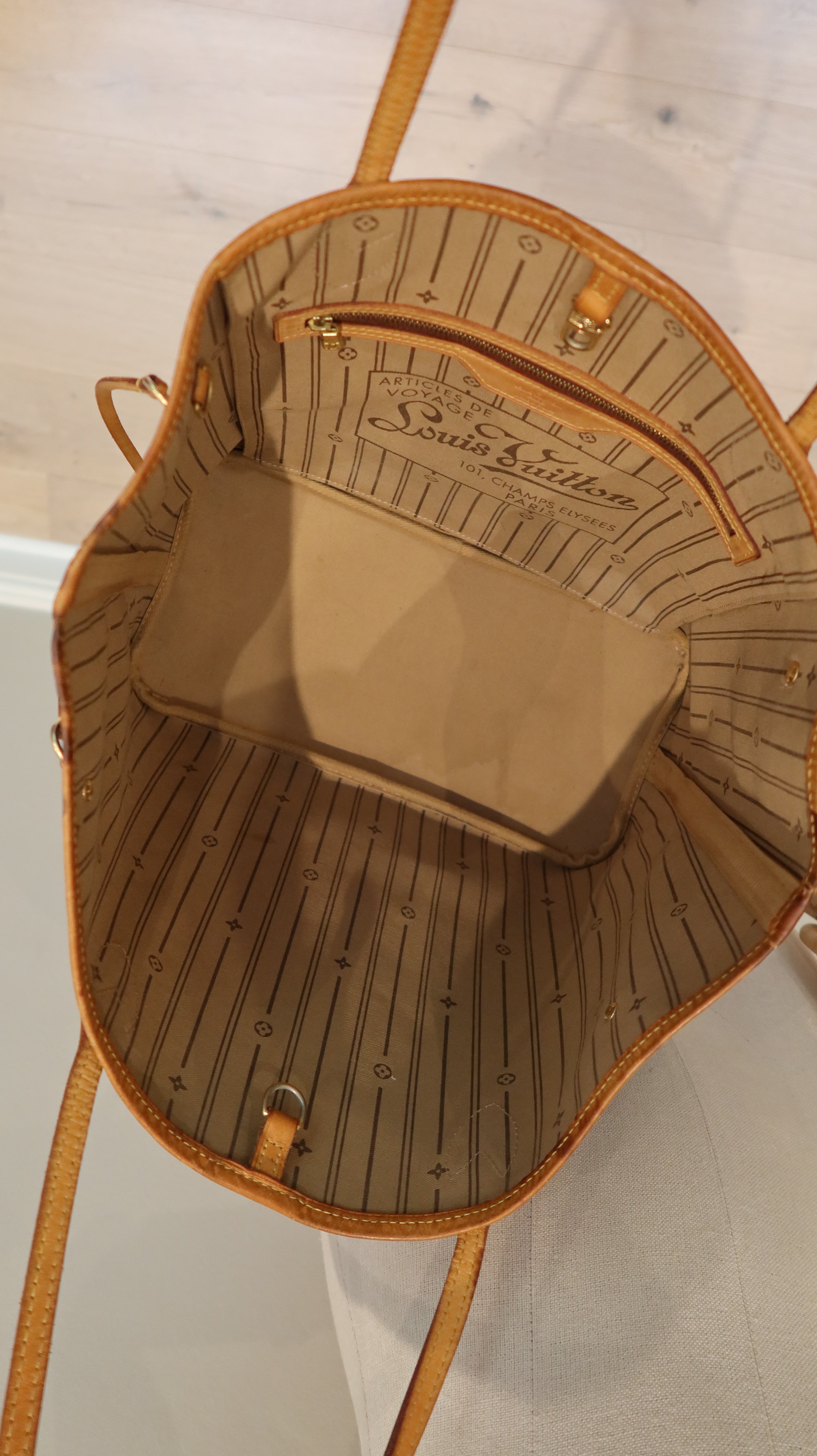 Louis Vuitton Neverfull MM