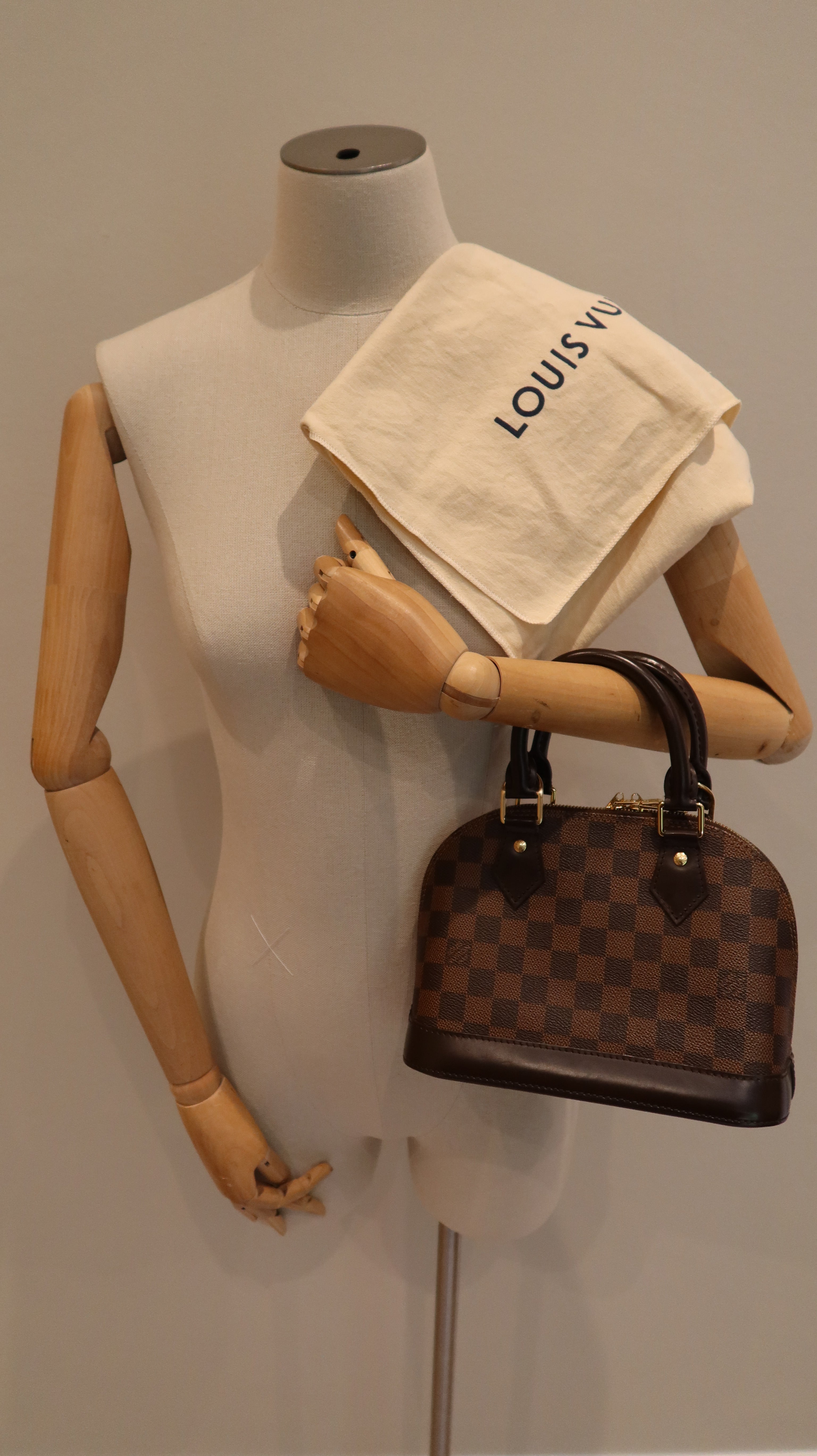 Louis Vuitton Alma BB