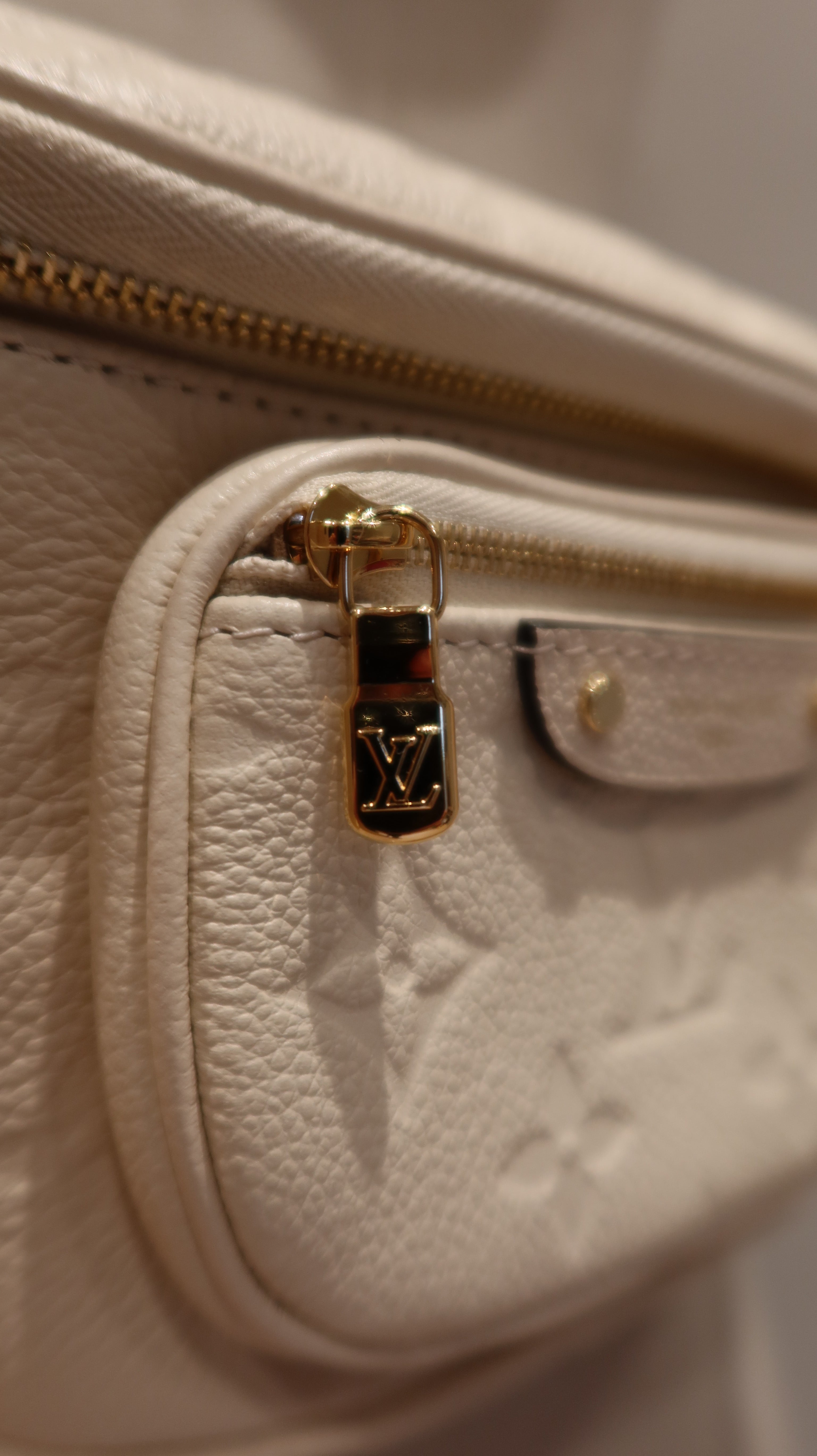 Louis Vuitton Mini Bum Bag