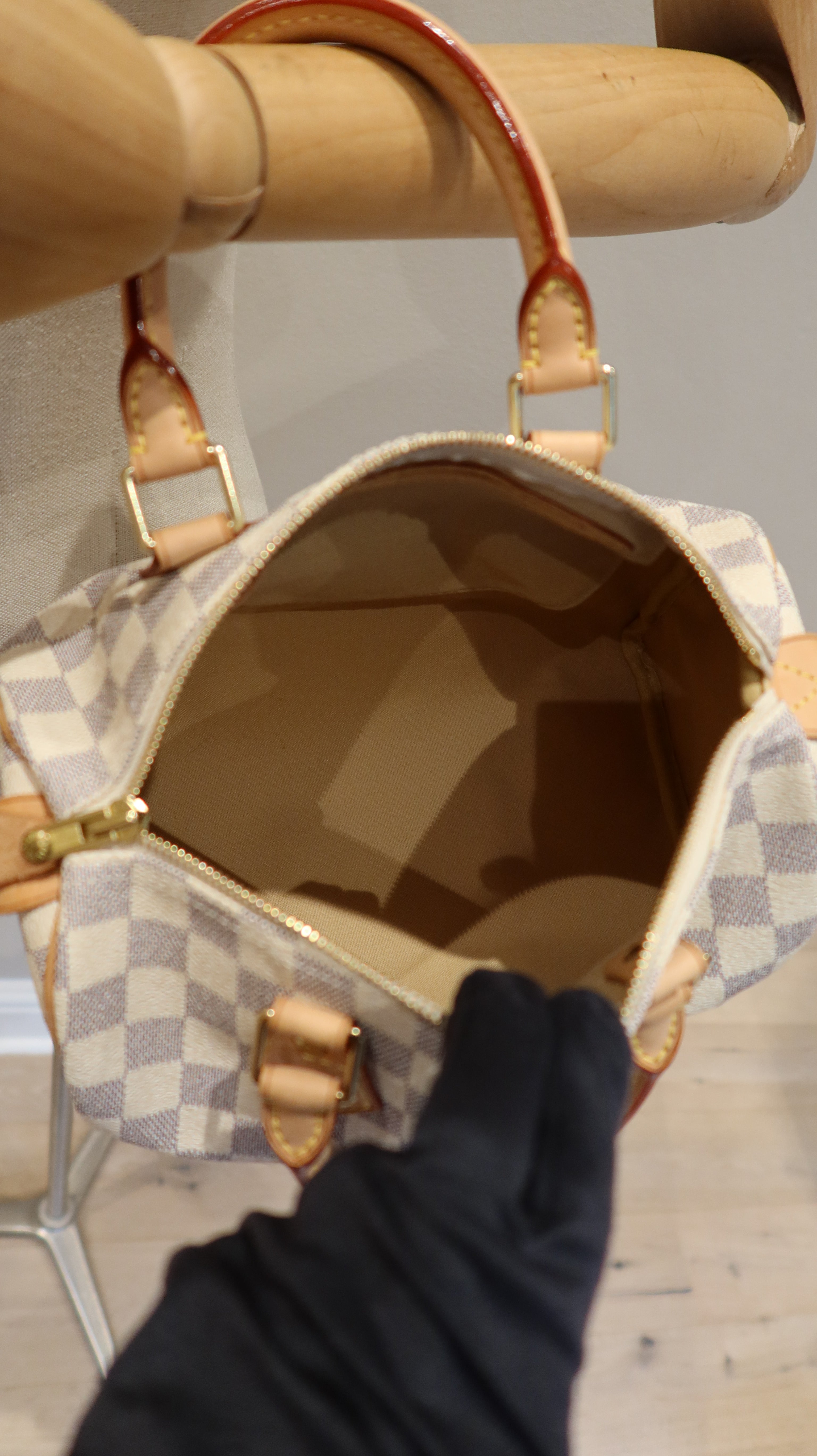 Louis Vuitton Speedy 25