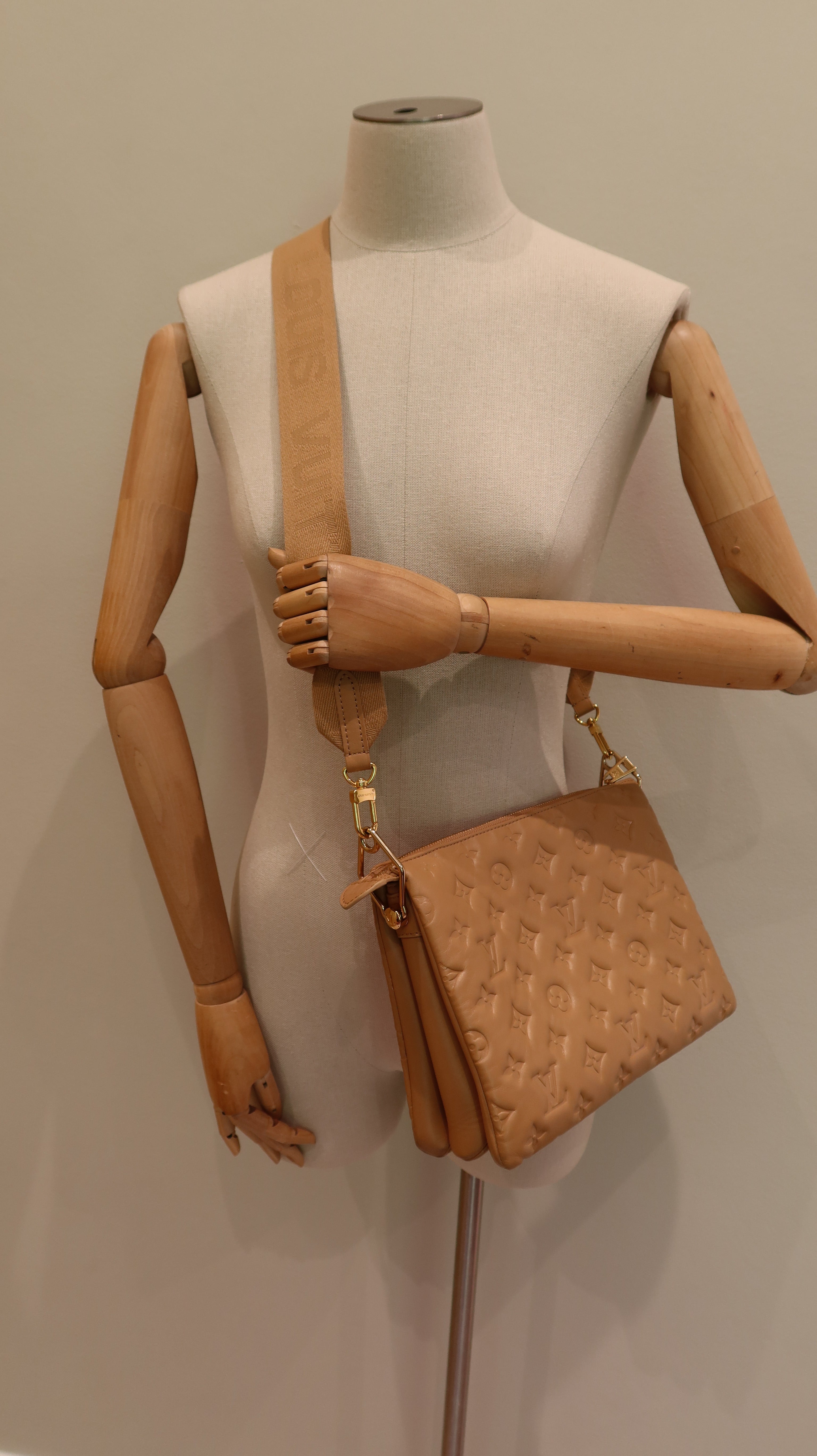 Louis Vuitton Coussin PM *Full Set*