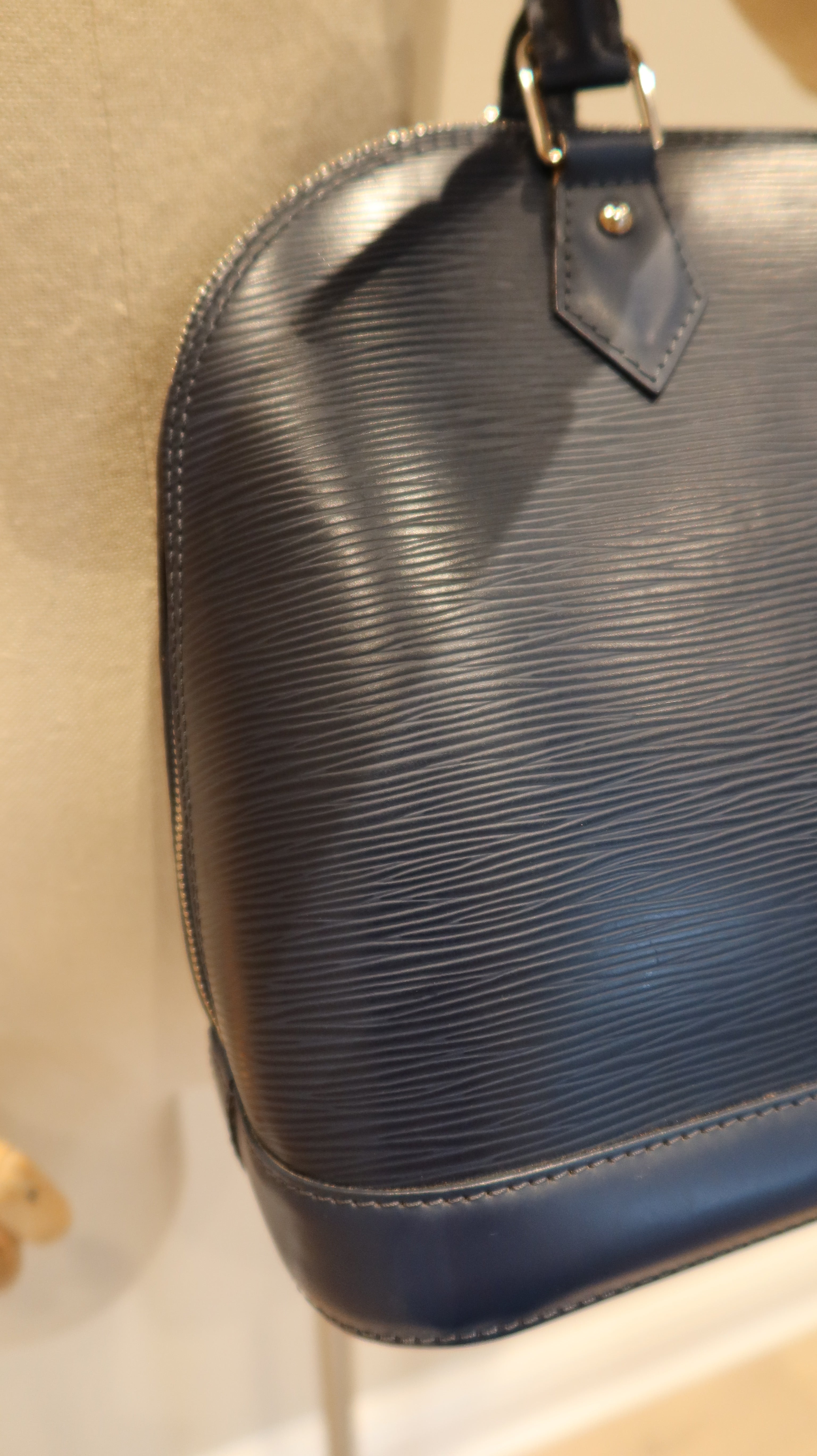 Louis Vuitton Alma PM