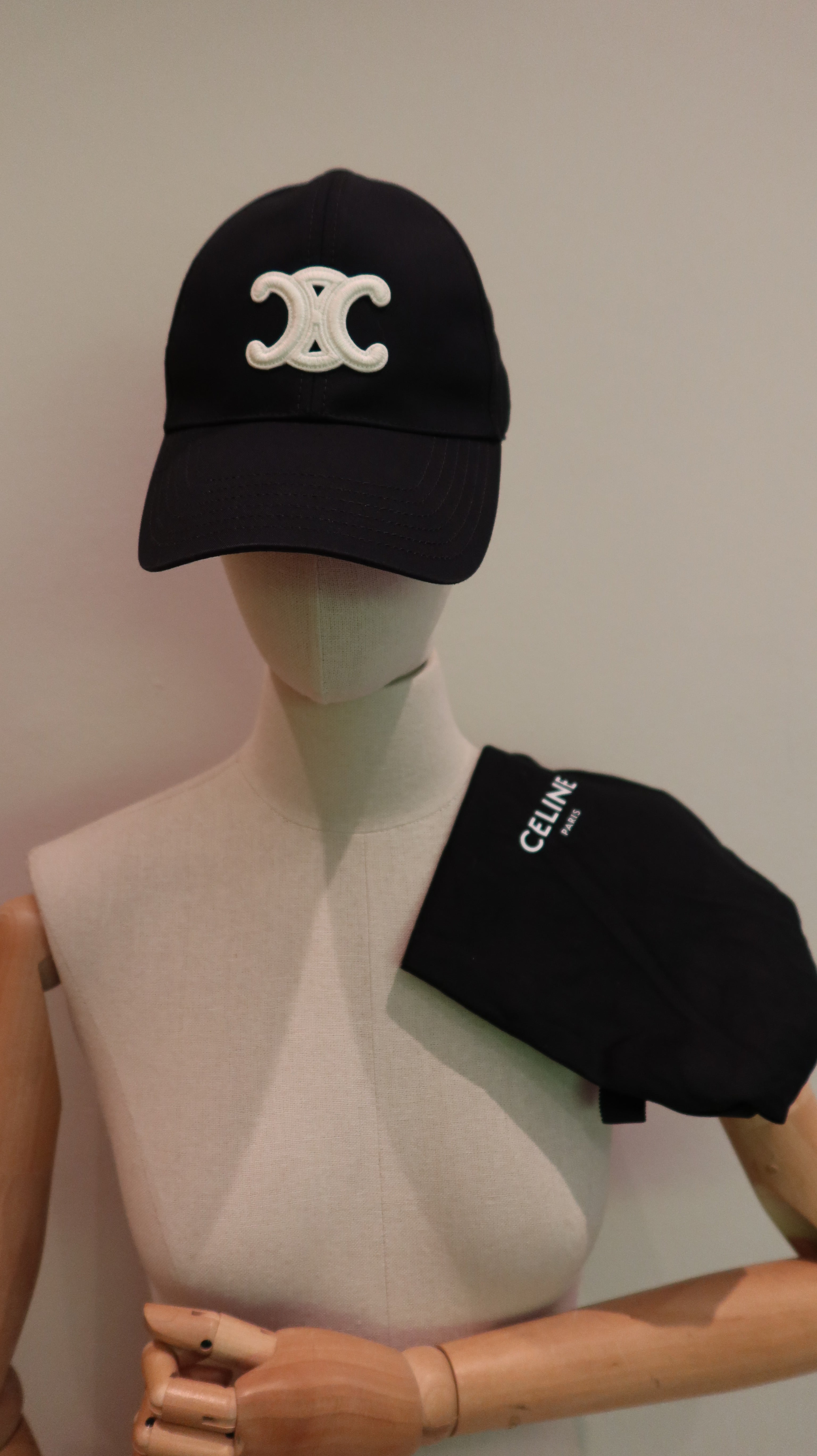 Celine Triomphe Cap (S)