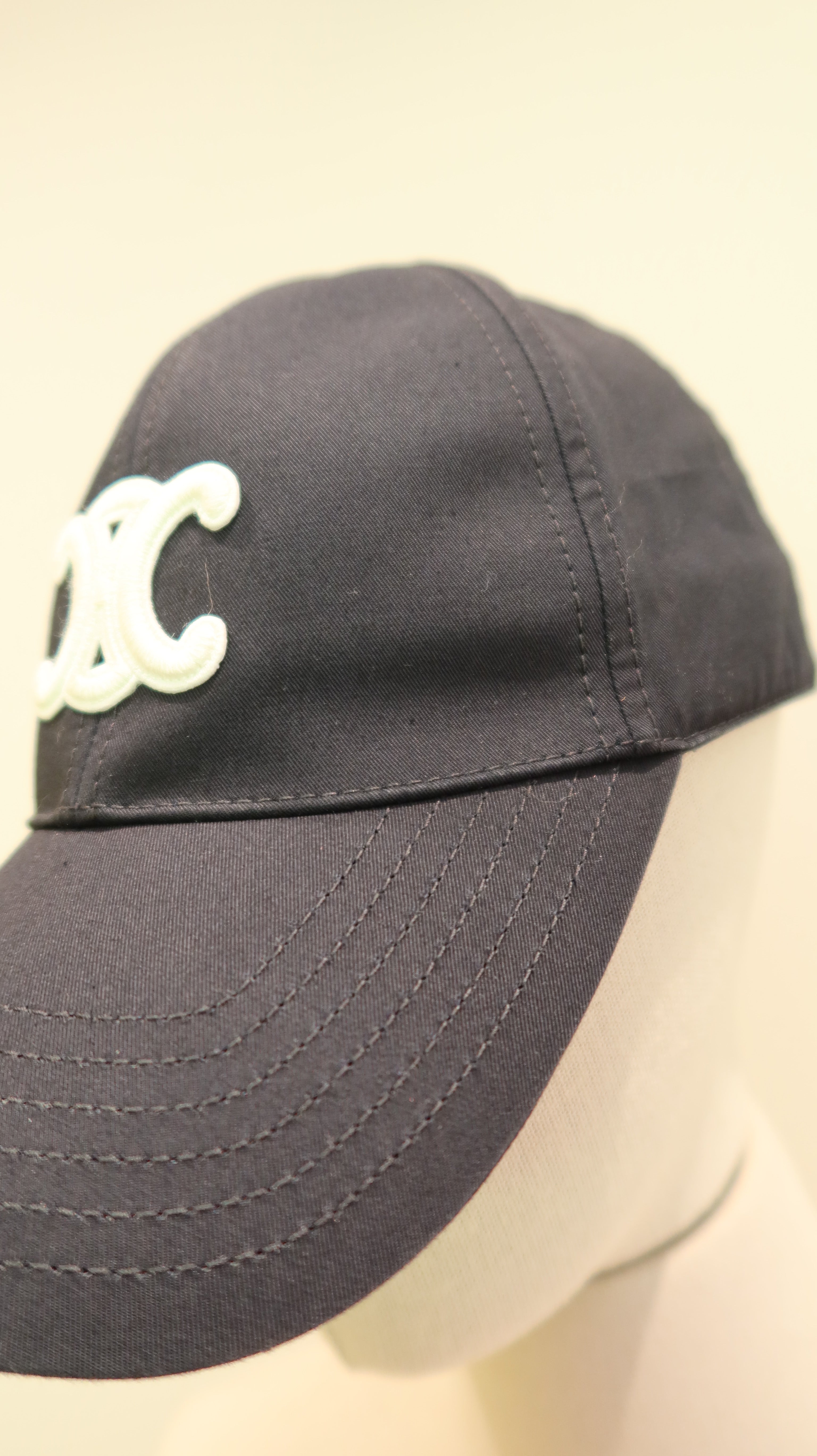 Celine Triomphe Cap (S)