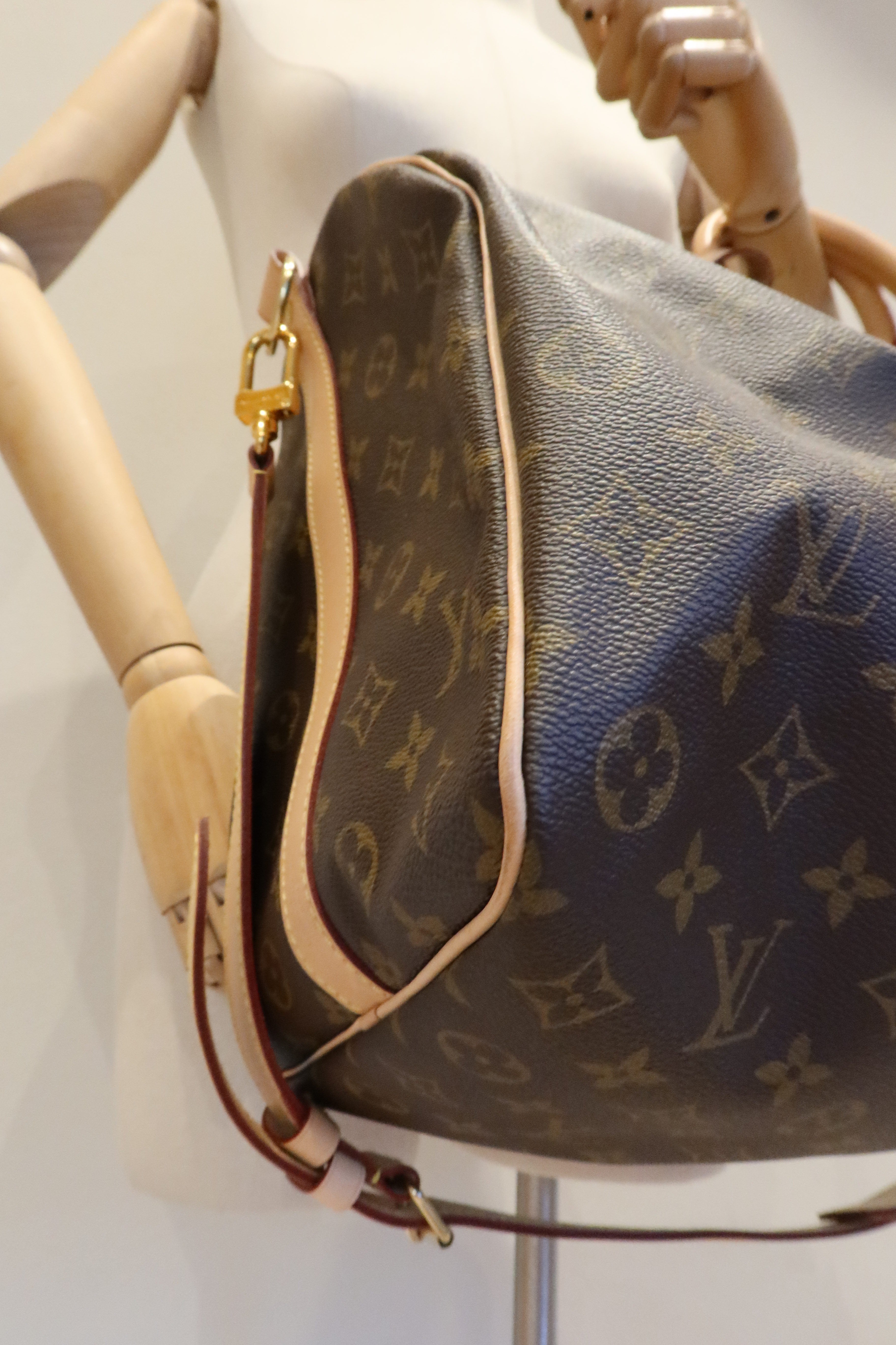 Louis Vuitton Keepall Bandouliere 50