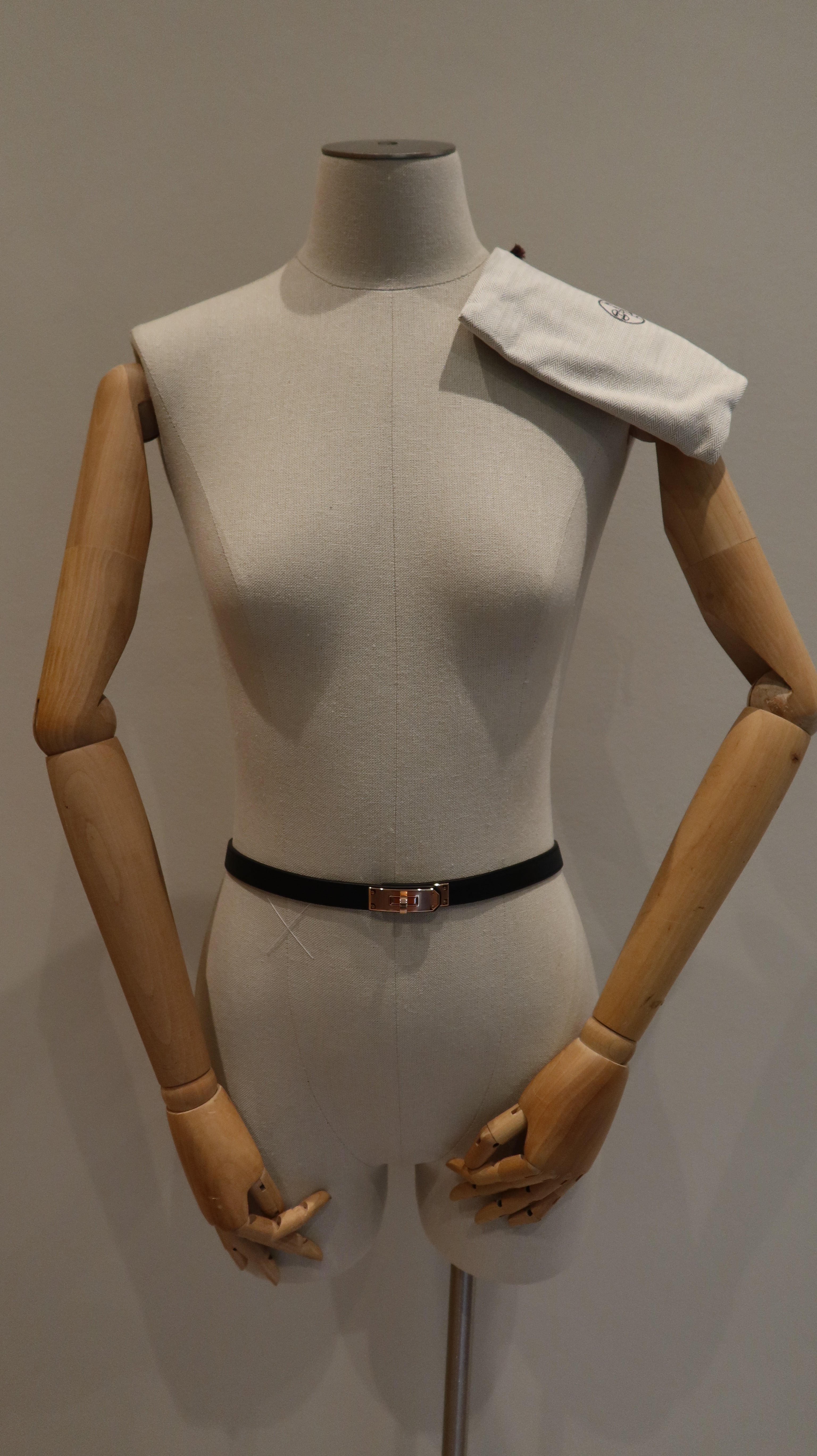 Hermès Kelly Belt *Store Fresh*