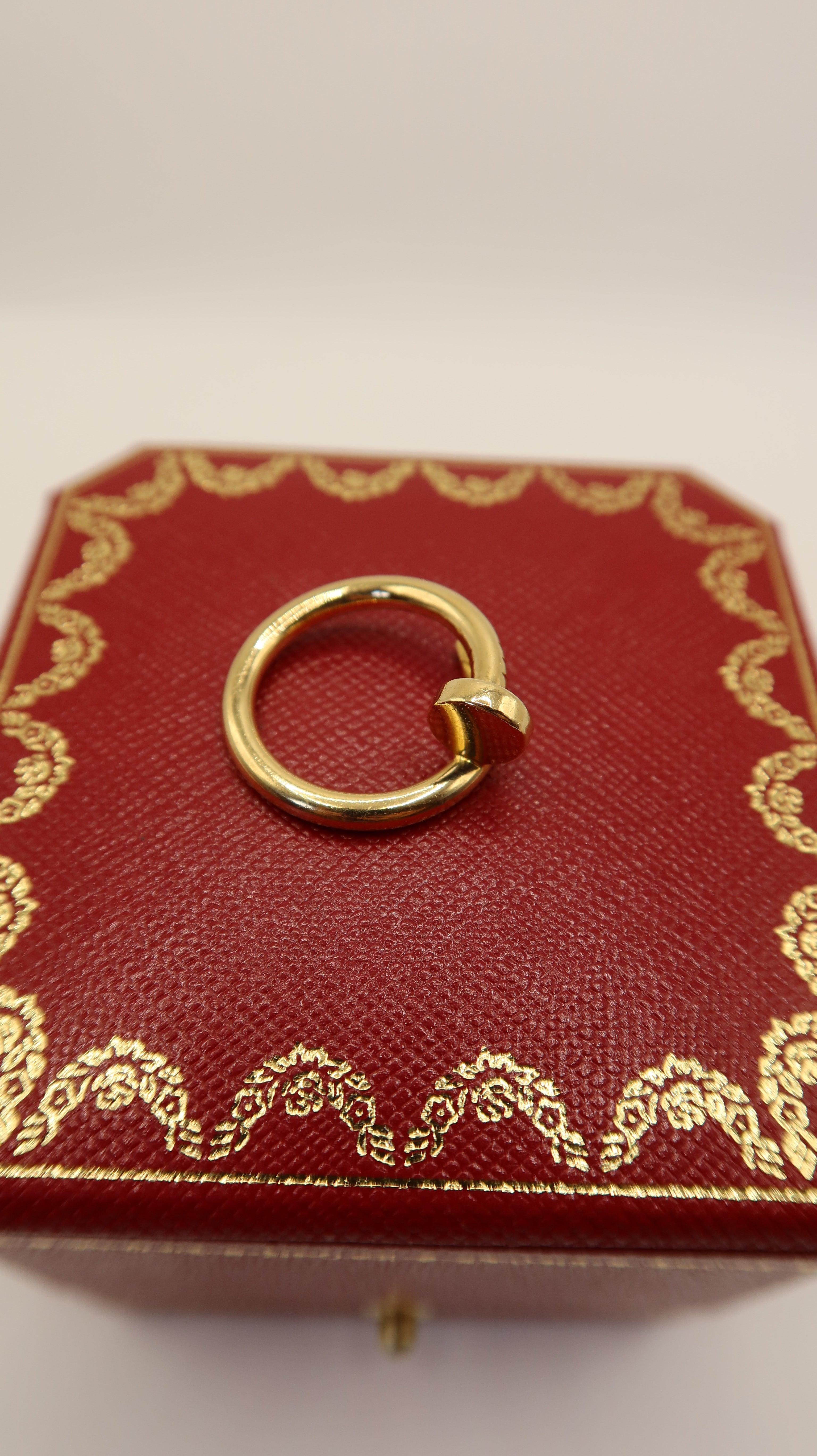 Cartier Juste Un Clou Ring (52/YG)