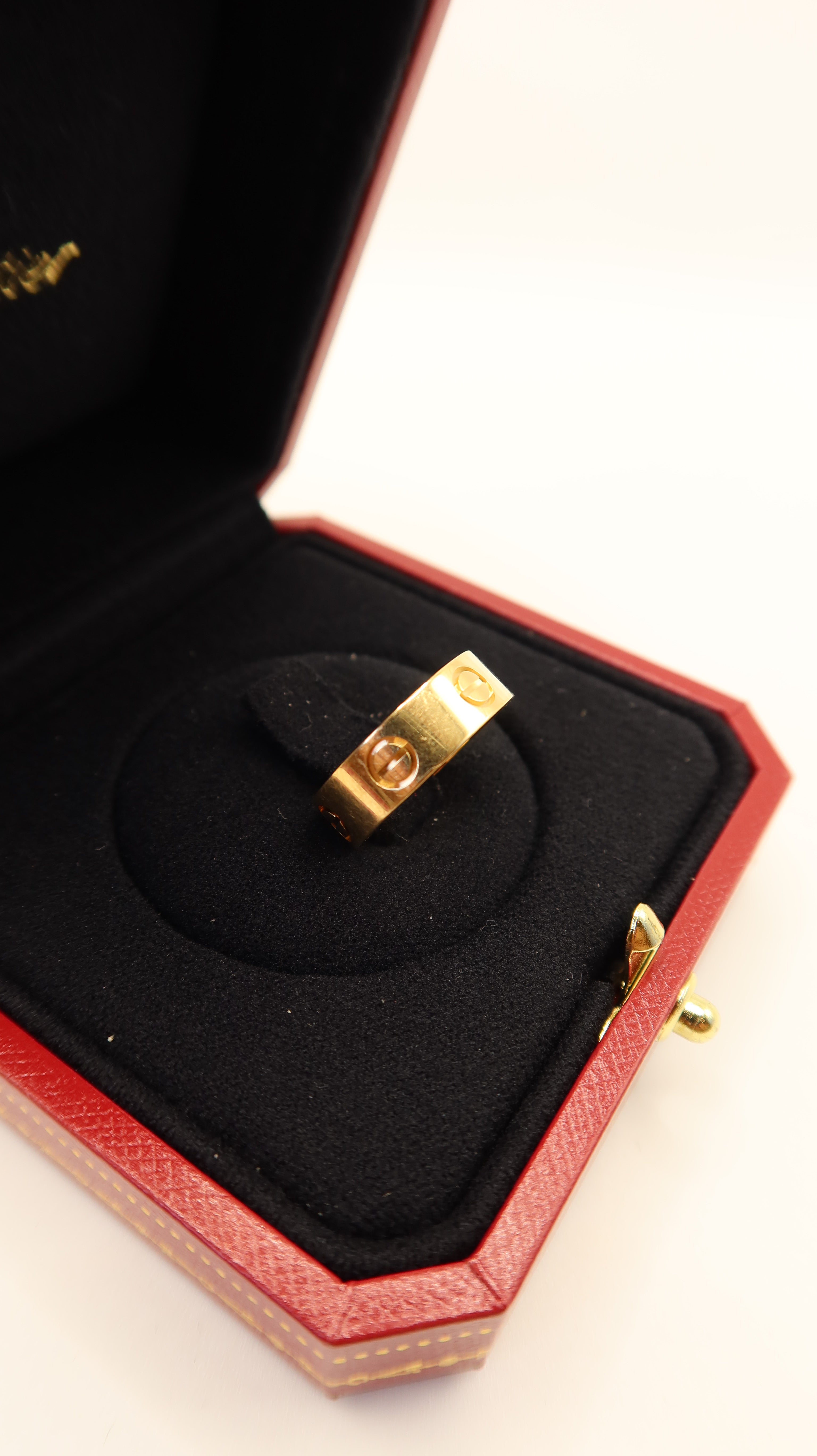 Cartier Love Ring (51/YG)