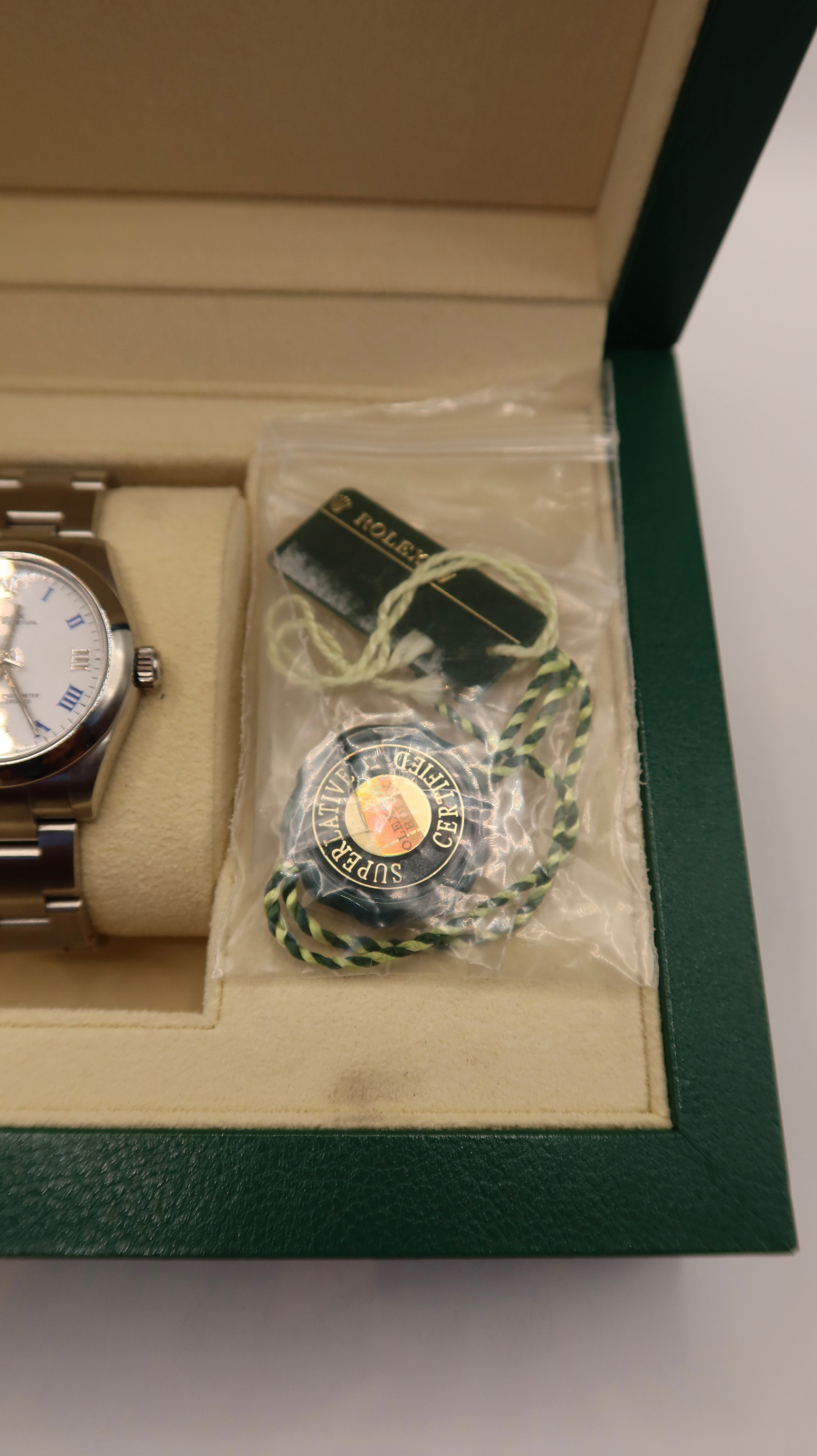 Rolex Oyster Perpetual (31mm)