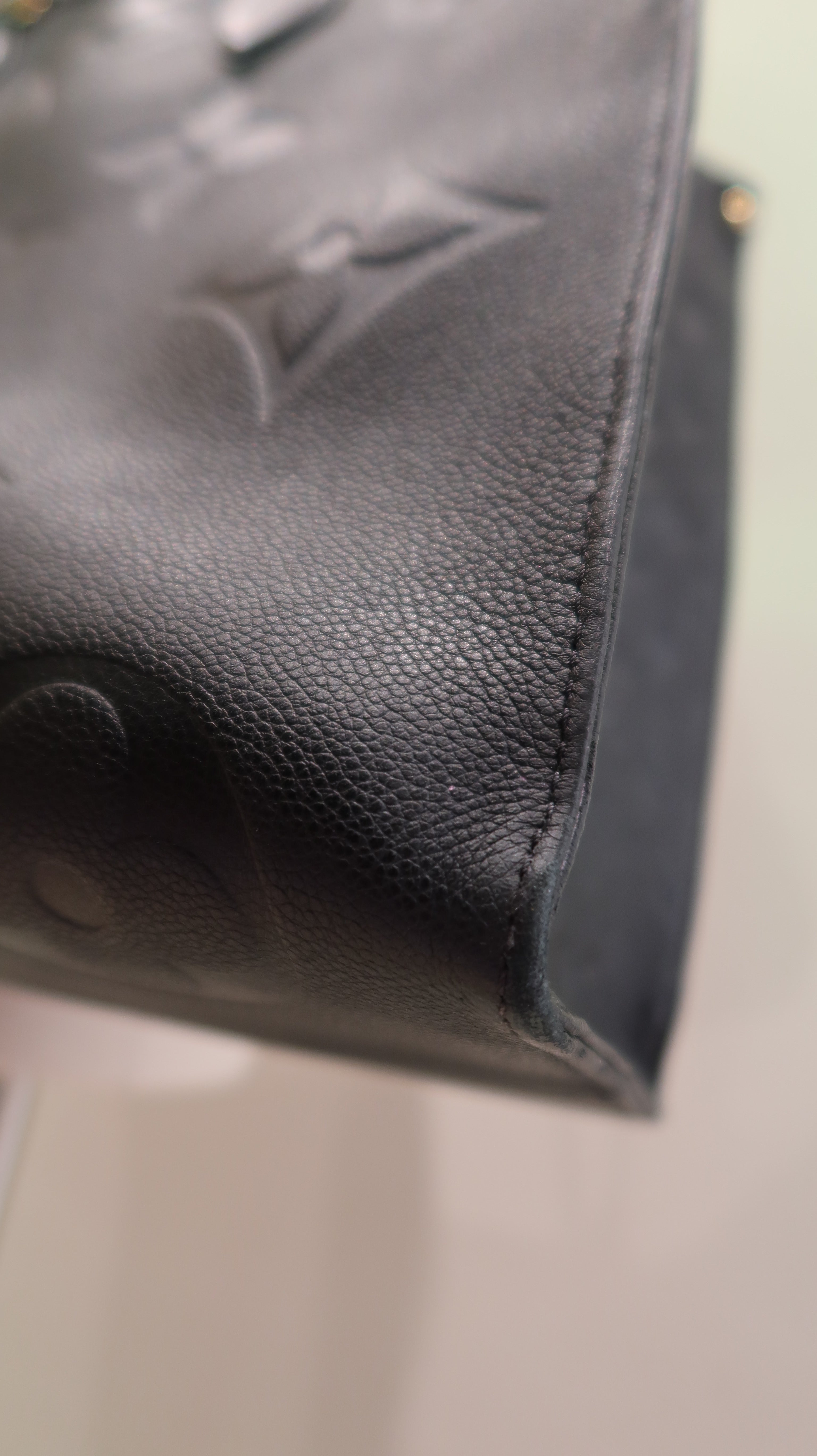 Louis Vuitton OnTheGo GM