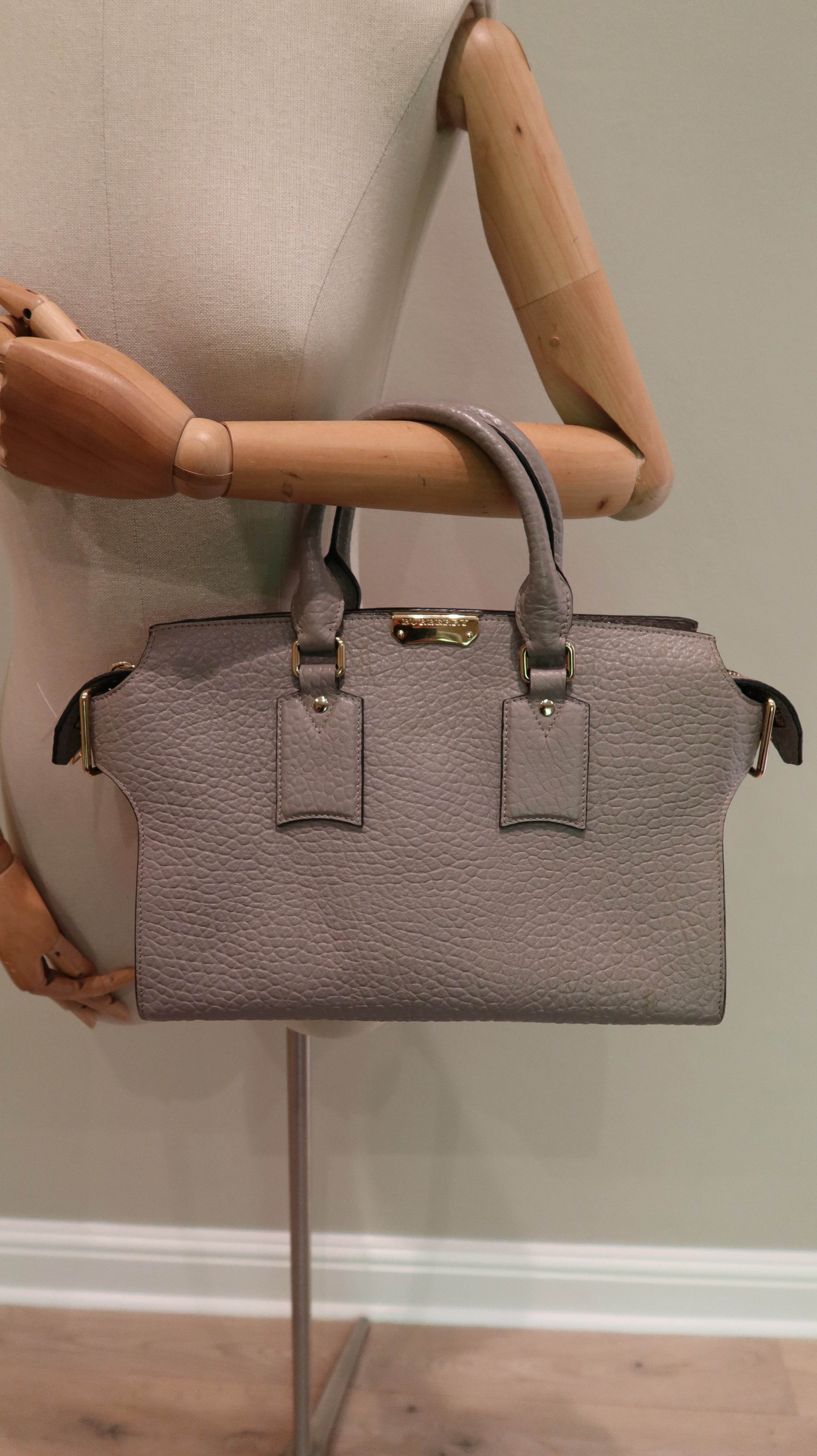 Burberry Clifton Bag