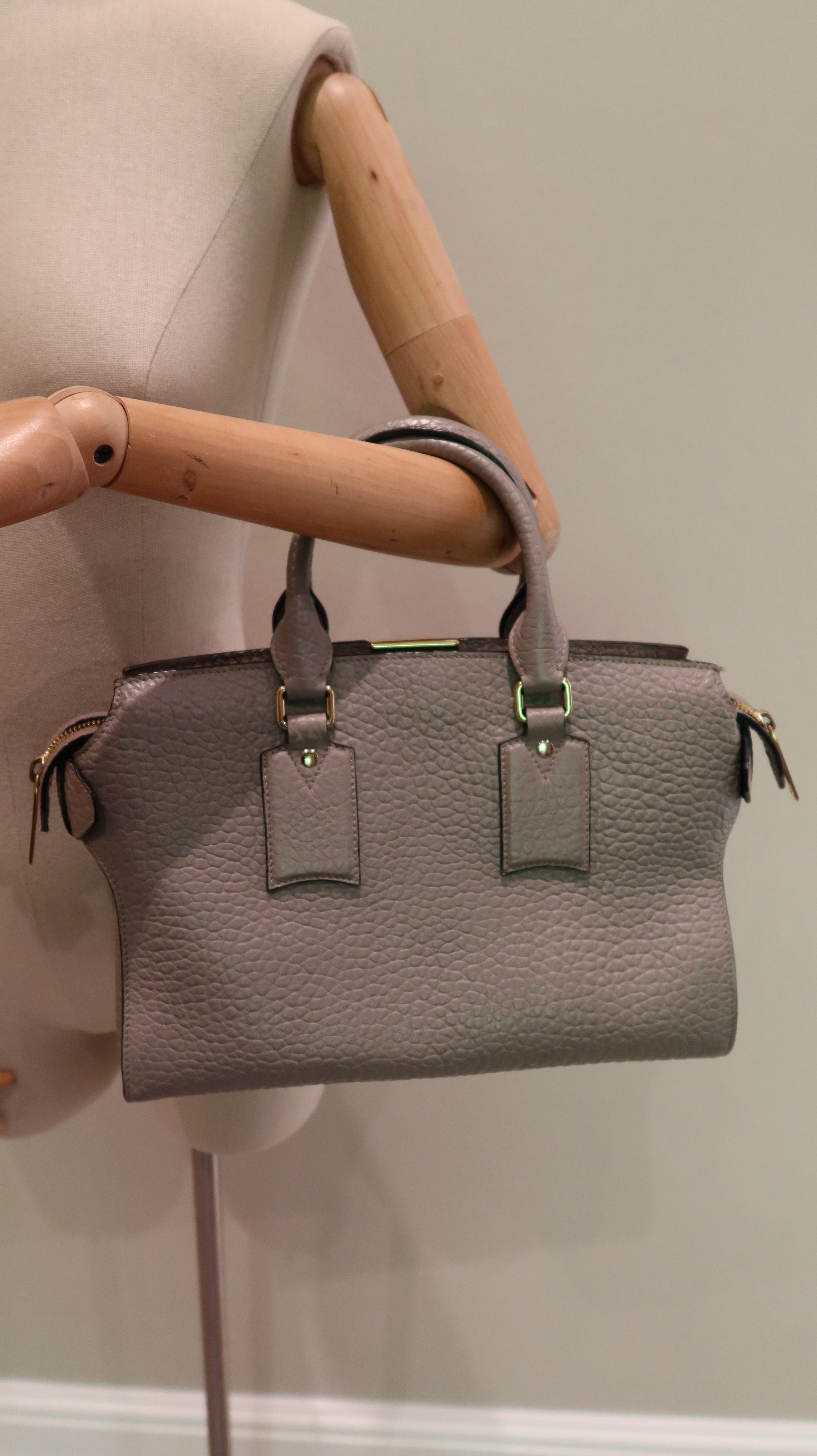 Burberry Clifton Bag