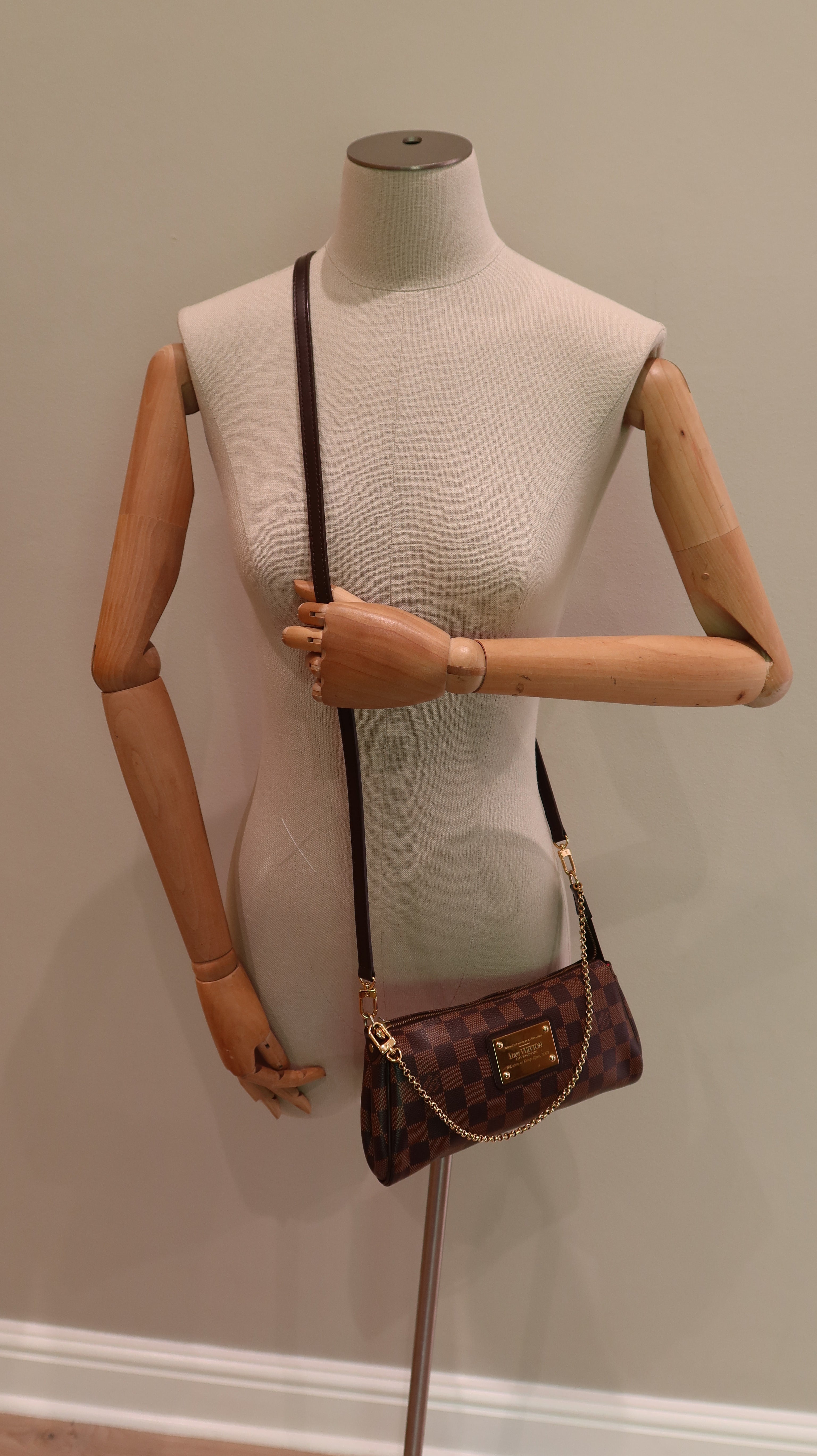 Louis Vuitton Eva Clutch