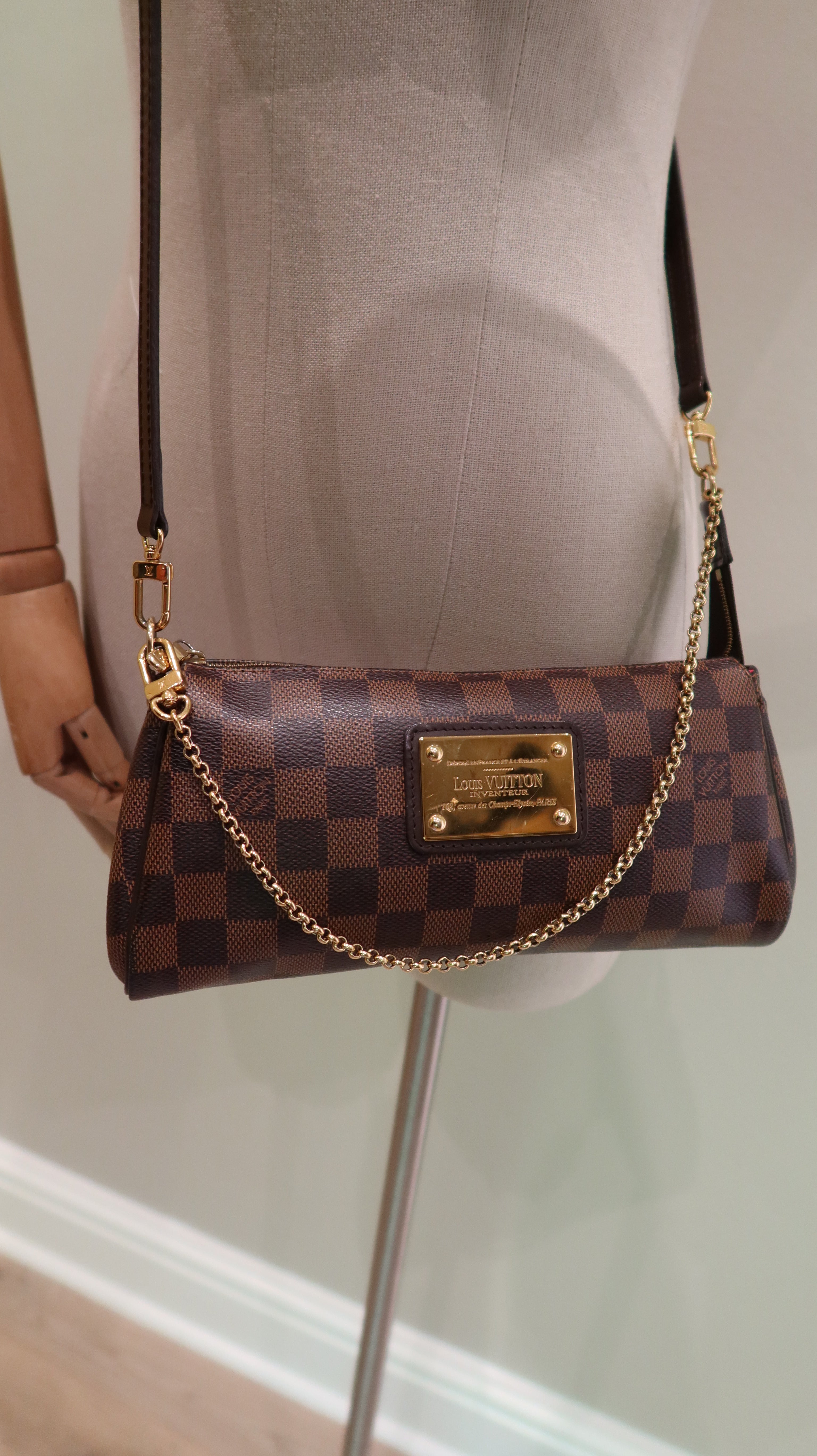 Louis Vuitton Eva Clutch